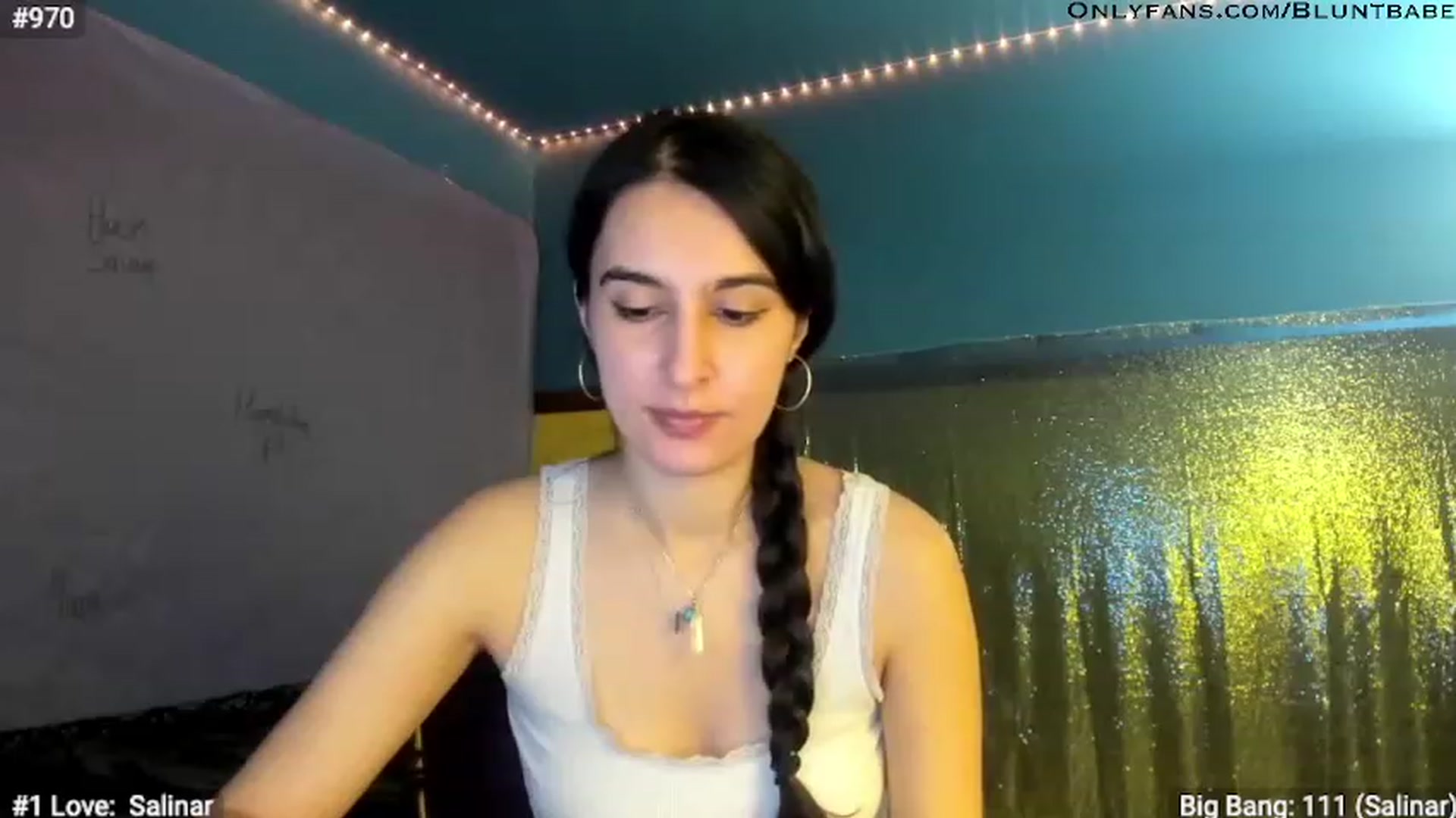 Gallery image thumbnail from shysasha1's myfreecams stream on, 03/03/2023, 03:08 image 18 of 20