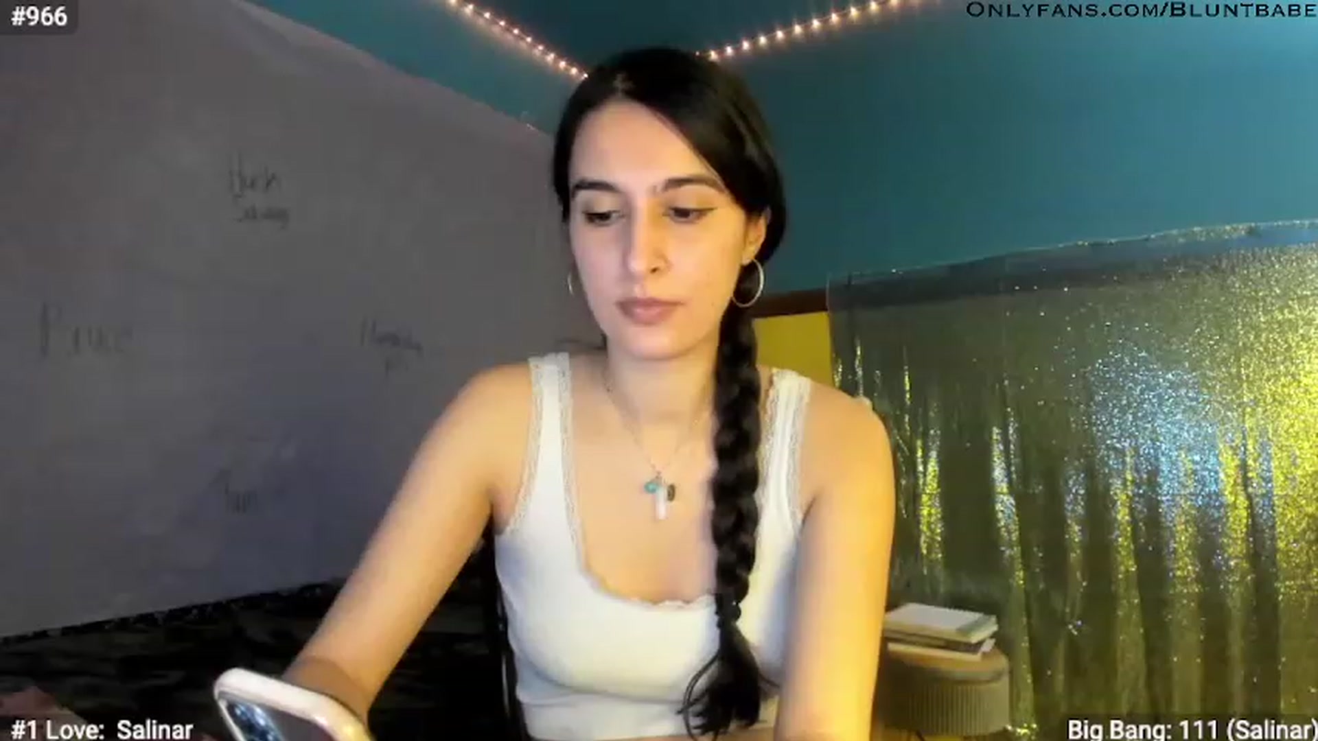 Gallery image thumbnail from shysasha1's myfreecams stream on, 03/03/2023, 03:08 image 16 of 20