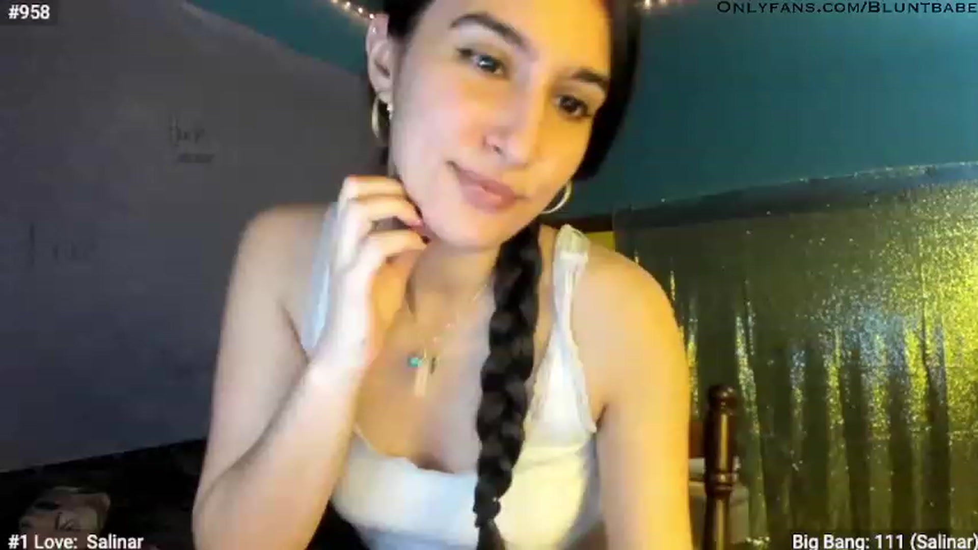 Gallery image thumbnail from shysasha1's myfreecams stream on, 03/03/2023, 03:08 image 14 of 20