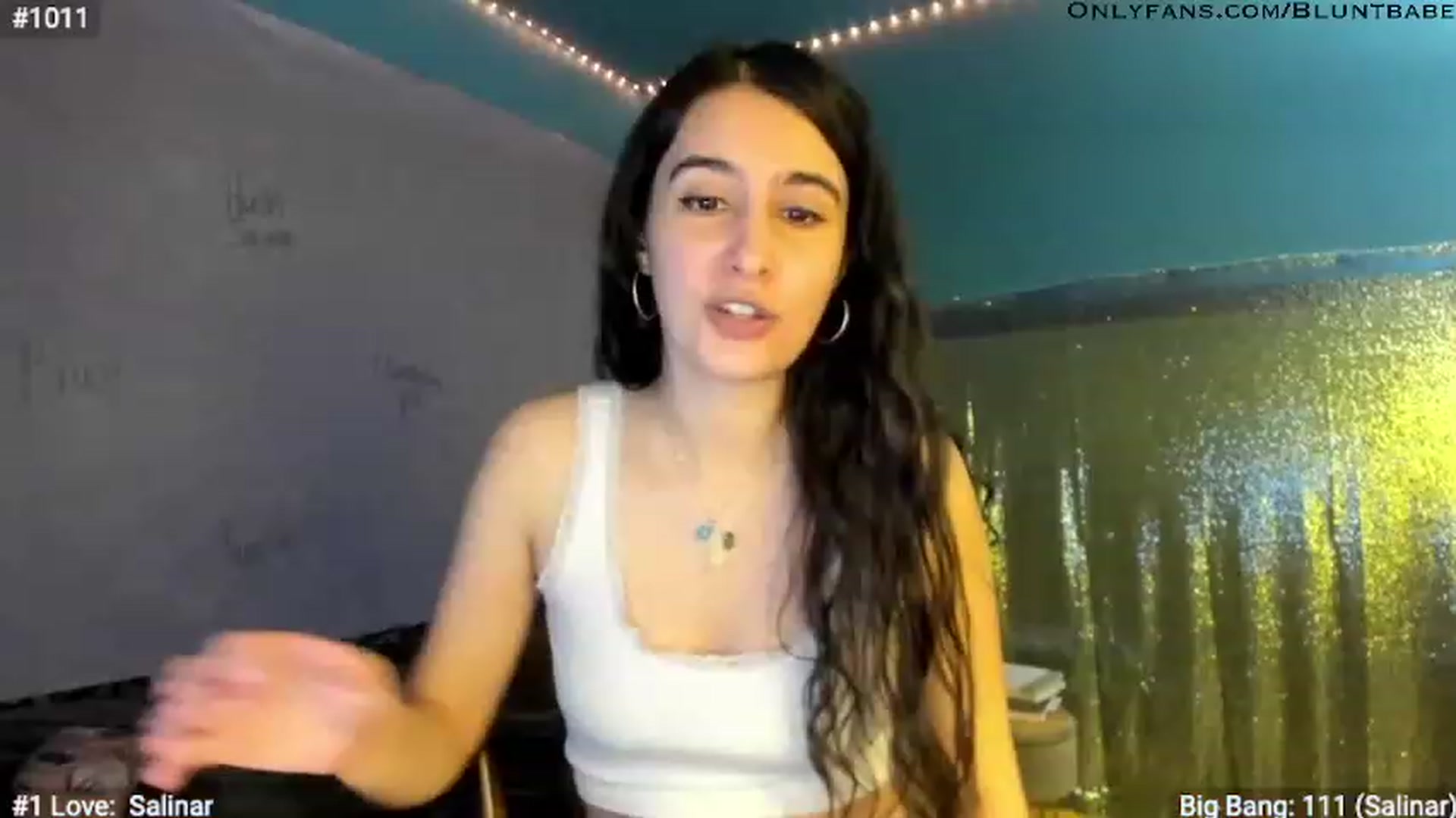 Gallery image thumbnail from shysasha1's myfreecams stream on, 03/03/2023, 03:08 image 4 of 20