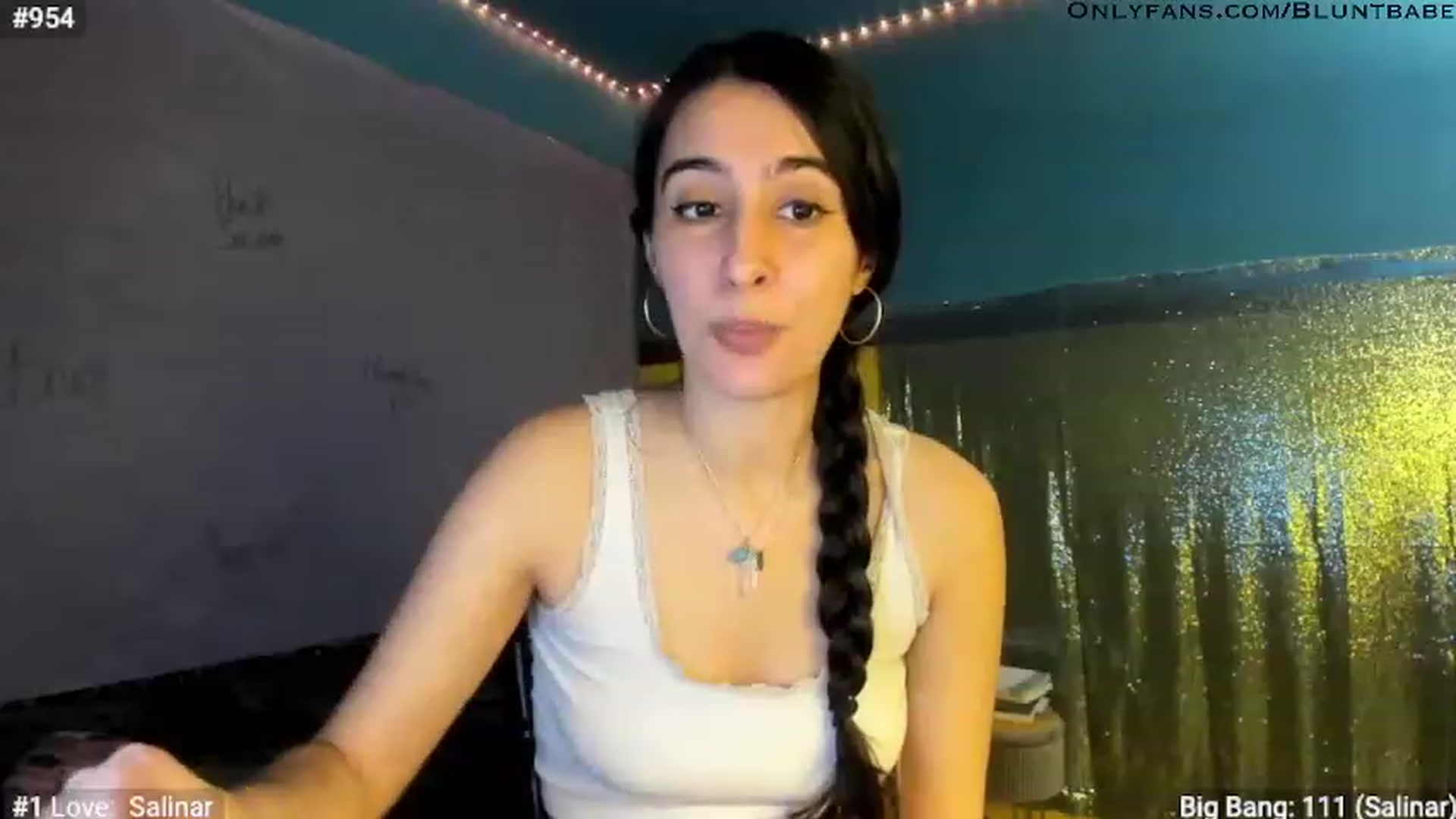 Gallery image thumbnail from shysasha1's myfreecams stream on, 03/03/2023, 03:08 image 12 of 20