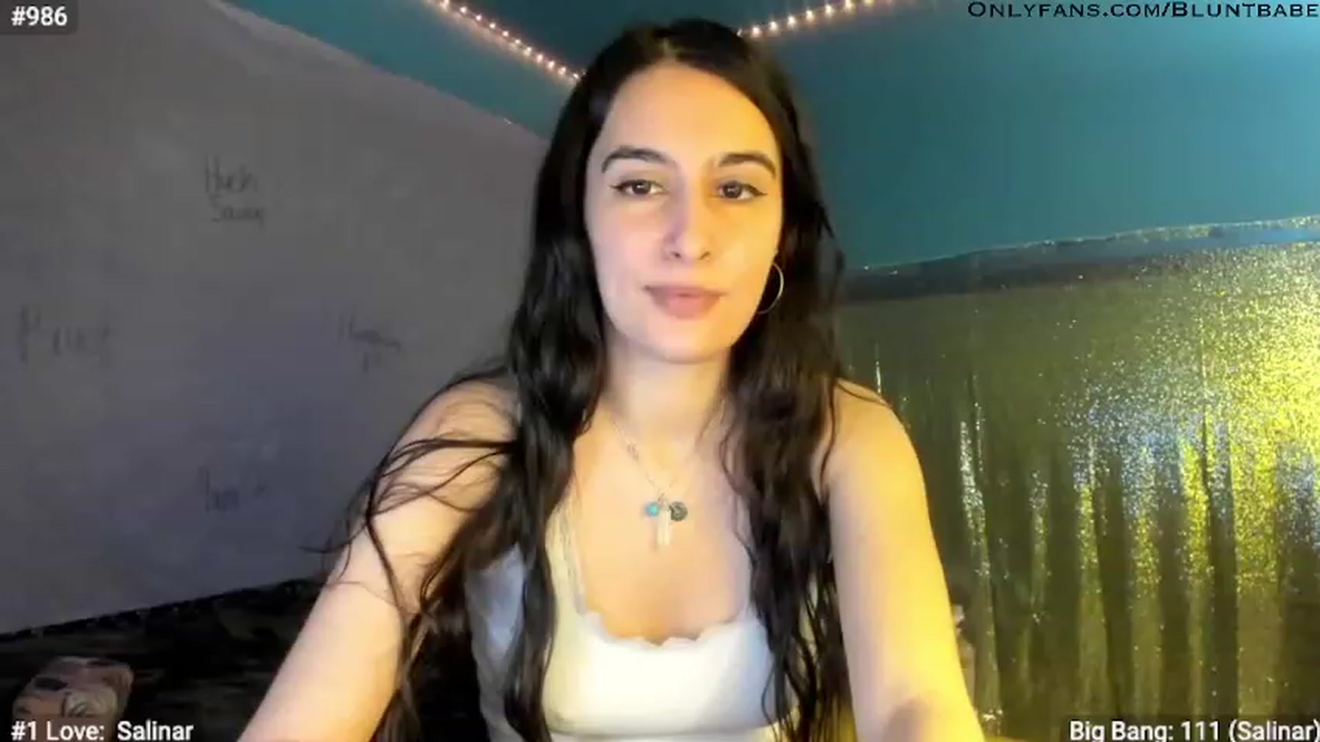 Gallery image thumbnail from shysasha1's myfreecams stream on, 03/03/2023, 03:08 image 7 of 20
