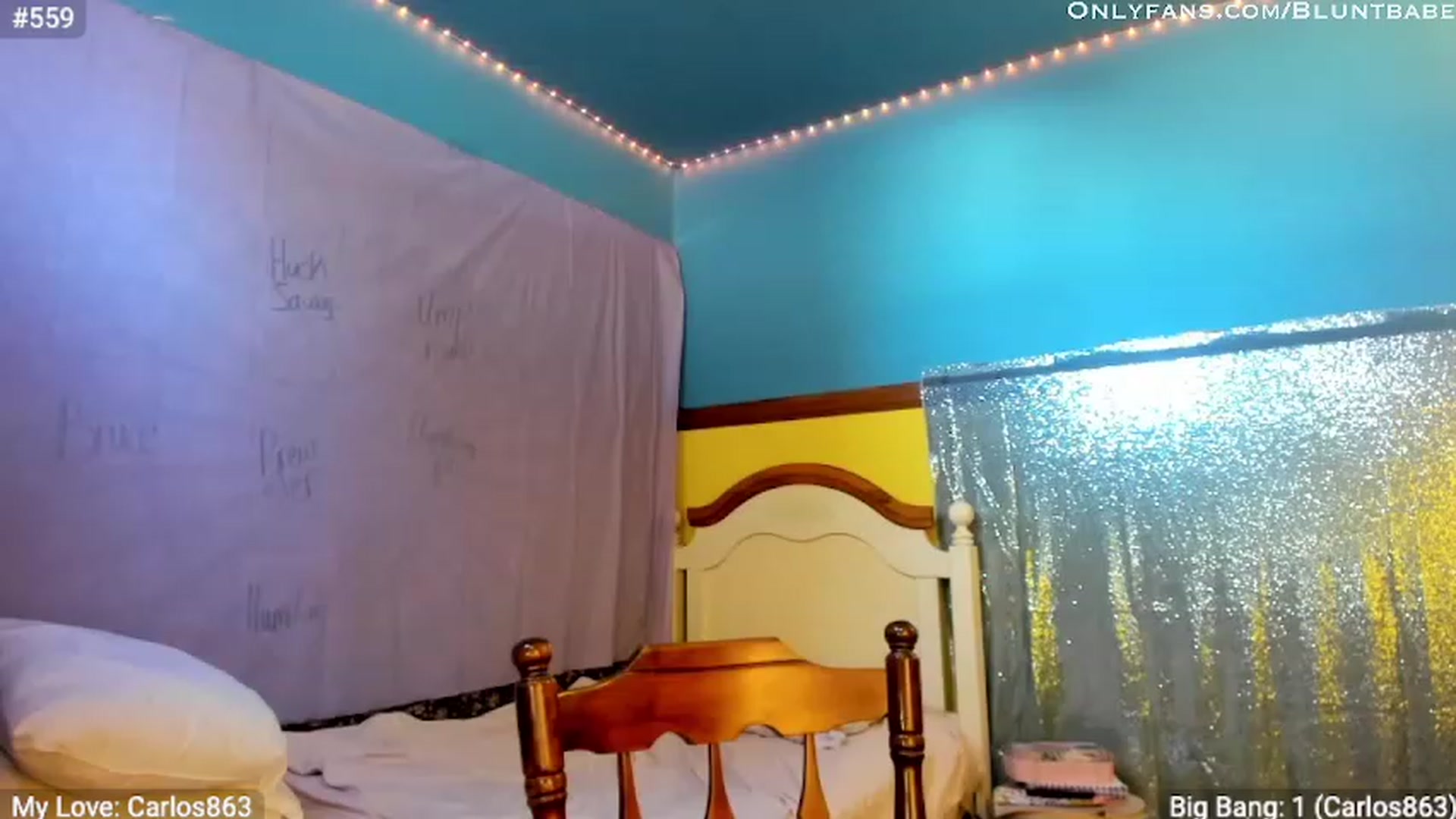 Gallery image thumbnail from shysasha1's myfreecams stream on, 03/15/2023, 18:38 image 20 of 20