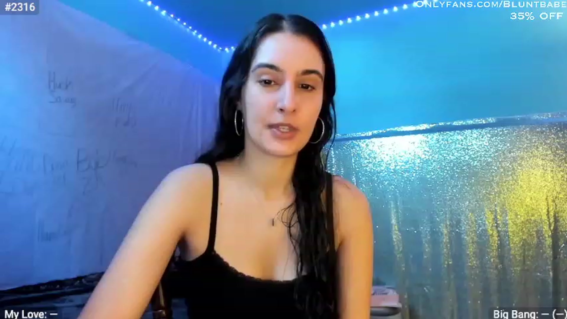 Gallery image thumbnail from shysasha1's myfreecams stream on, 04/21/2023, 19:55 image 1 of 20