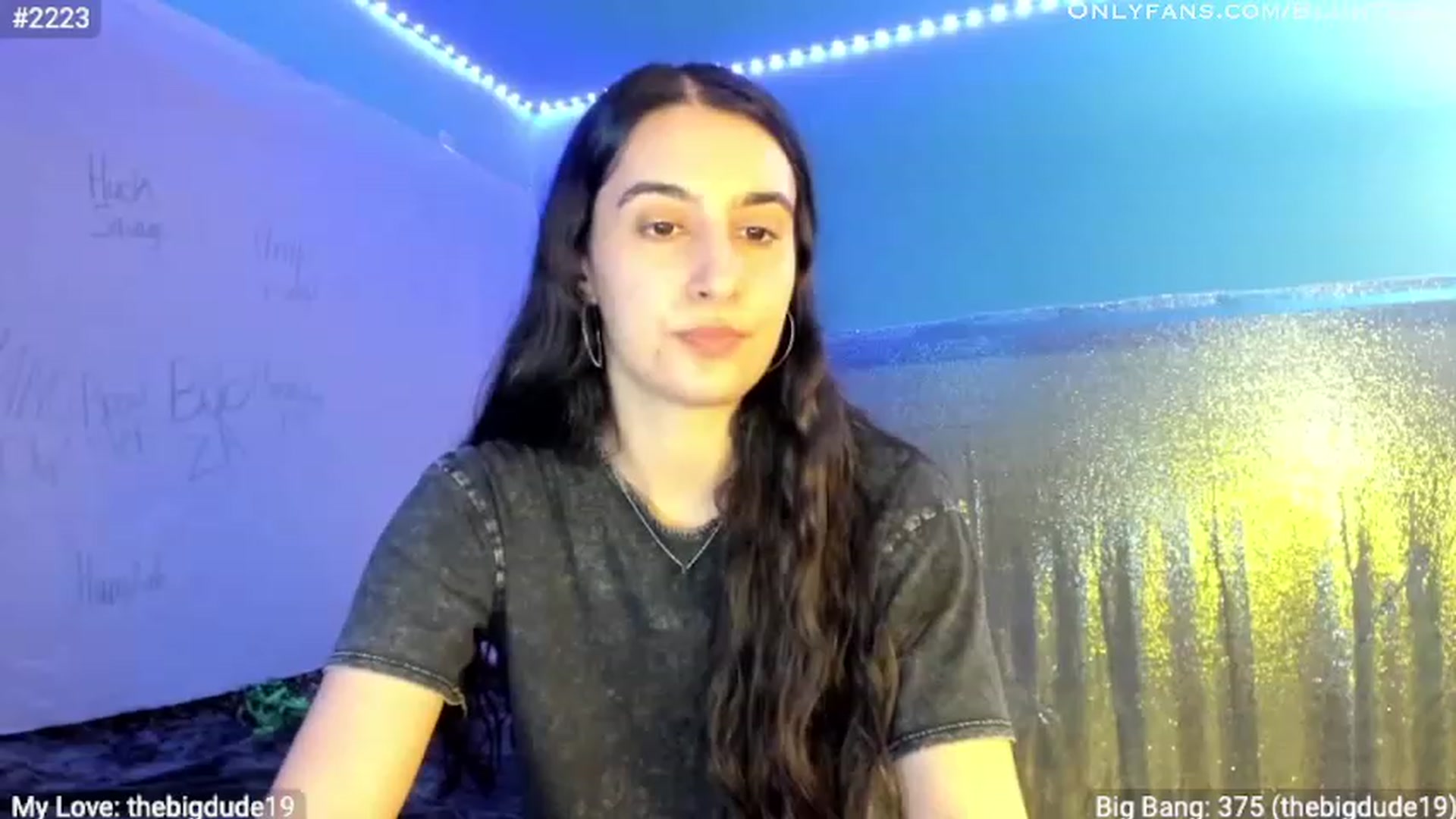 Gallery image thumbnail from shysasha1's myfreecams stream on, 04/23/2023, 24:33 image 8 of 20