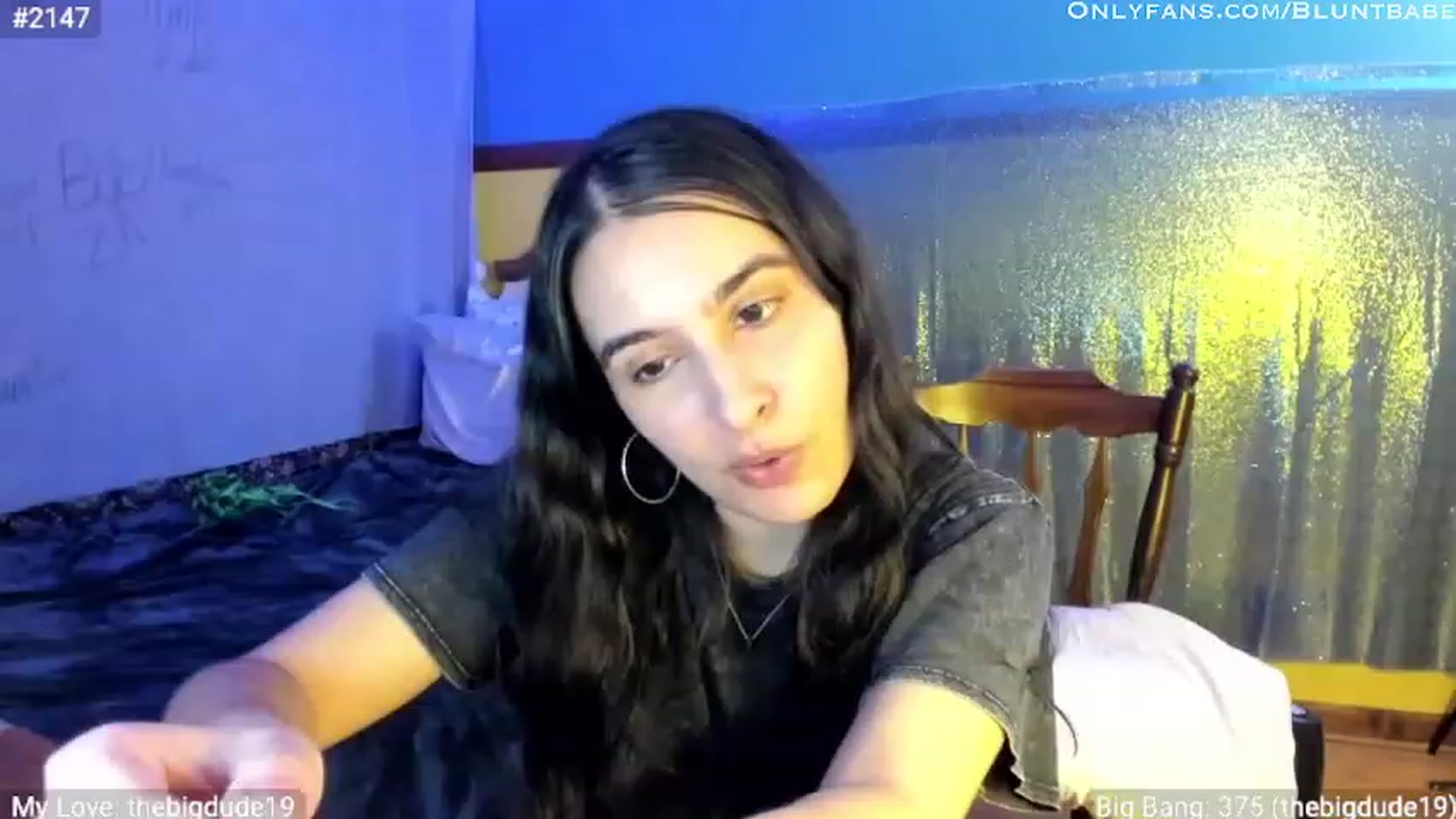 Gallery image thumbnail from shysasha1's myfreecams stream on, 04/23/2023, 02:22 image 2 of 20
