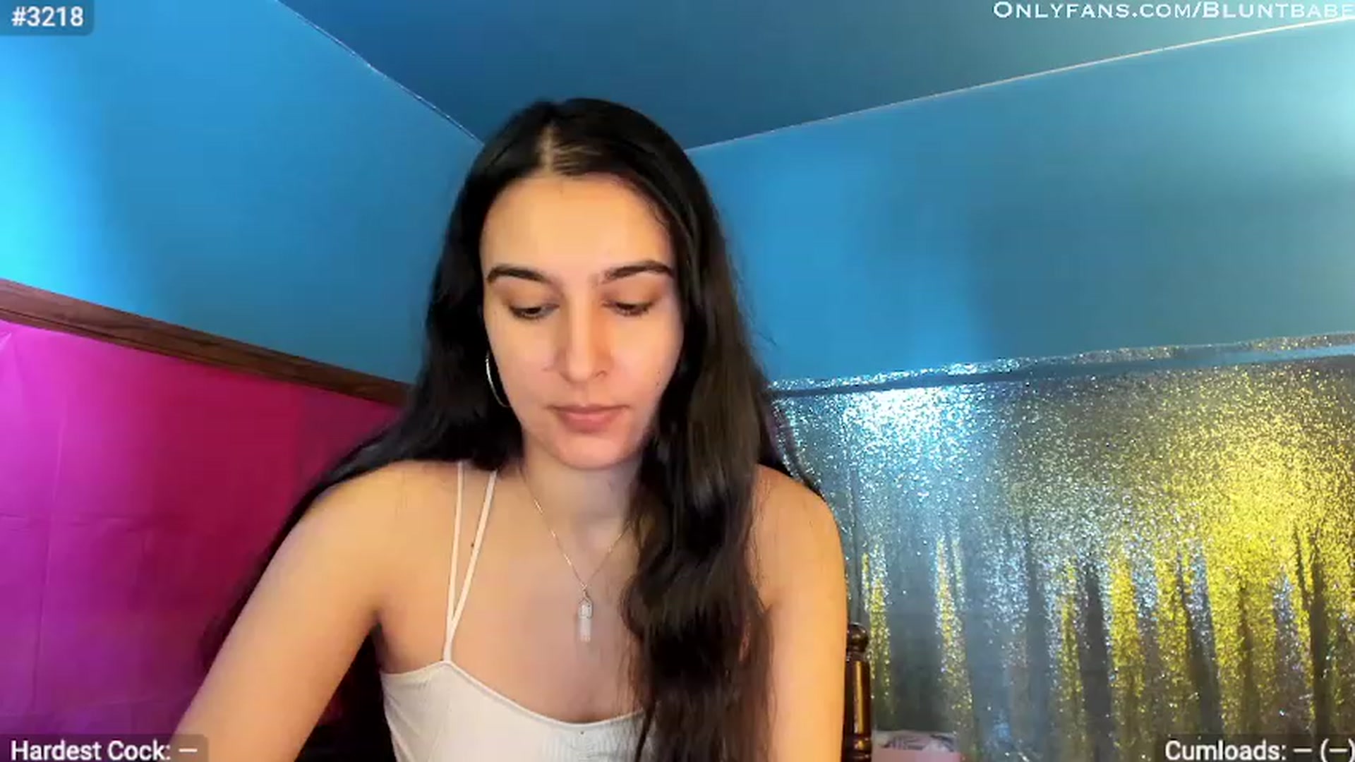 Gallery image thumbnail from shysasha1's myfreecams stream on, 05/16/2023, 17:41 image 14 of 20