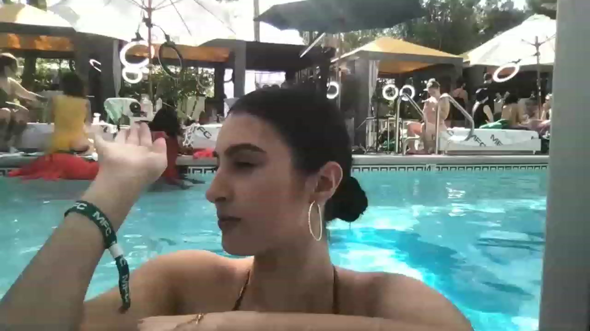 Gallery image thumbnail from shysasha1's myfreecams stream on, 05/24/2023, 24:12 image 1 of 20