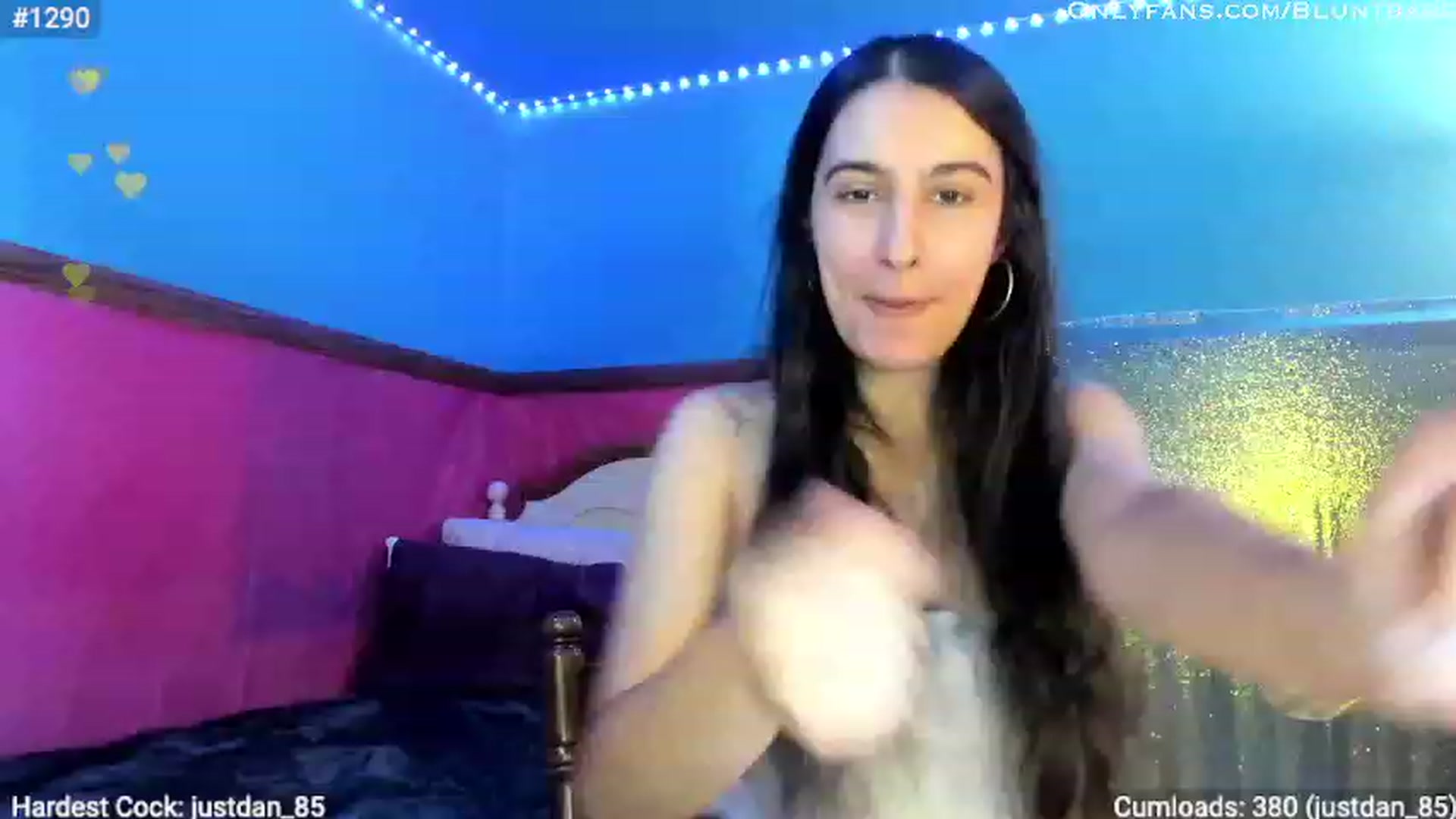 Gallery image thumbnail from shysasha1's myfreecams stream on, 05/30/2023, 21:41 image 4 of 20