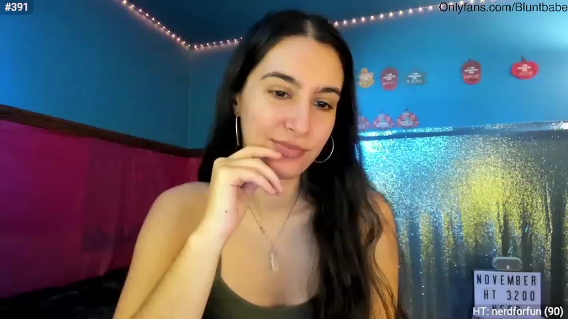 Gallery image thumbnail from shysasha1's myfreecams stream on, 11/14/2023, 20:25 image 11 of 20
