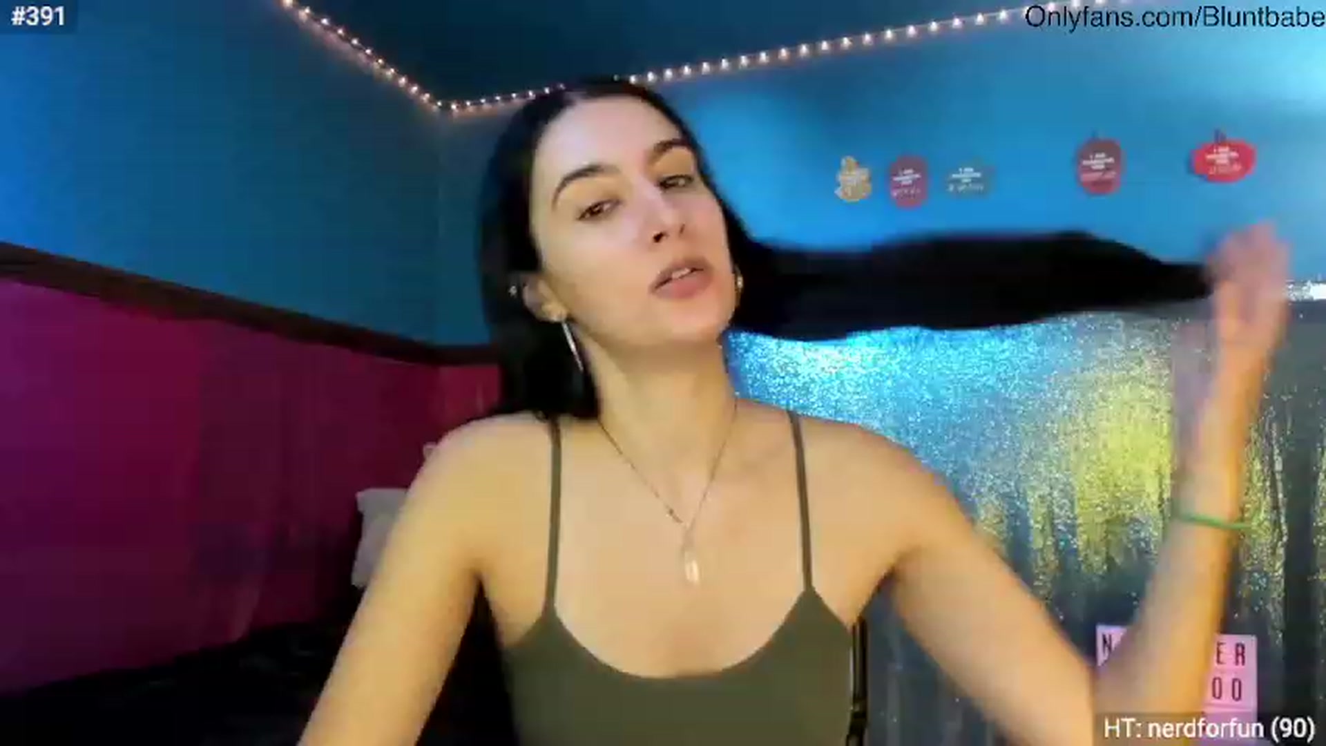 Gallery image thumbnail from shysasha1's myfreecams stream on, 11/14/2023, 20:25 image 19 of 20