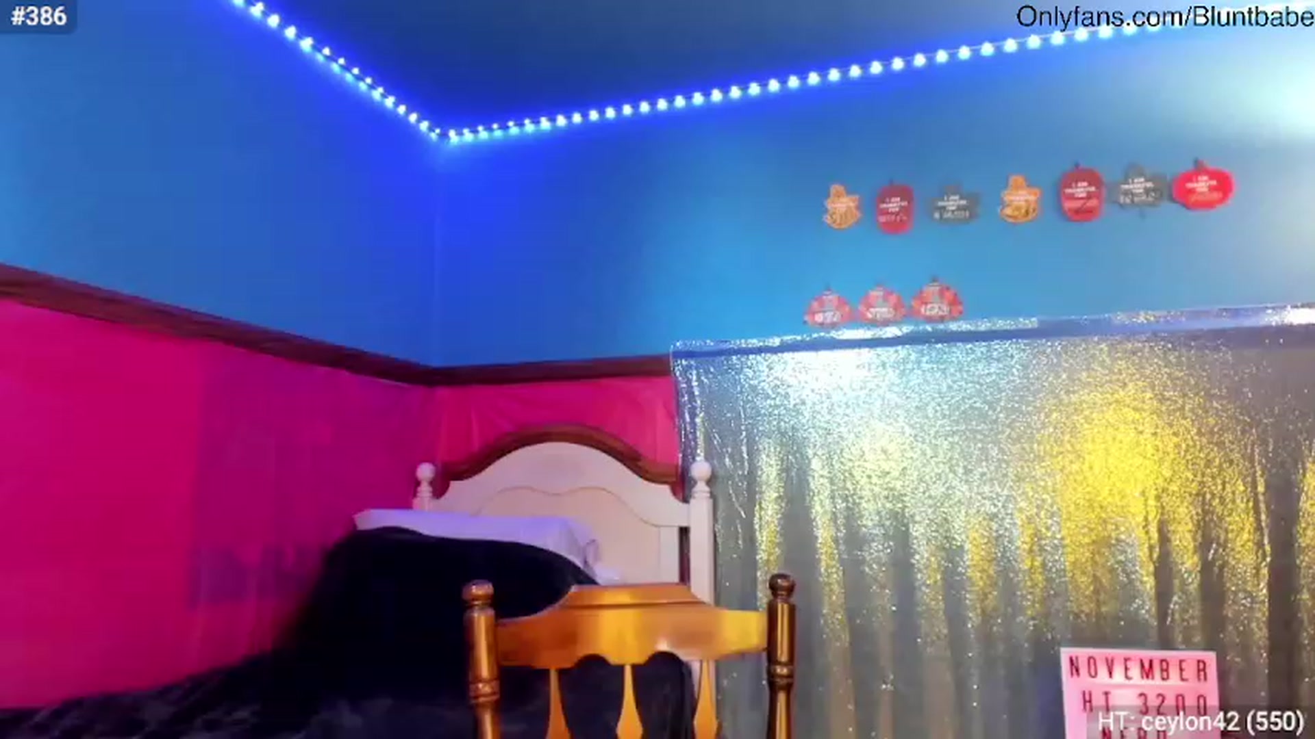 Gallery image thumbnail from shysasha1's myfreecams stream on, 11/15/2023, 20:50 image 1 of 20
