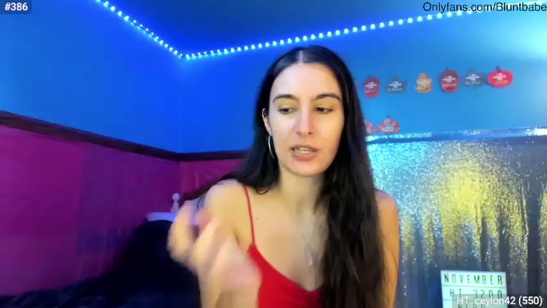 Gallery image thumbnail from shysasha1's myfreecams stream on, 11/15/2023, 20:50 image 5 of 20