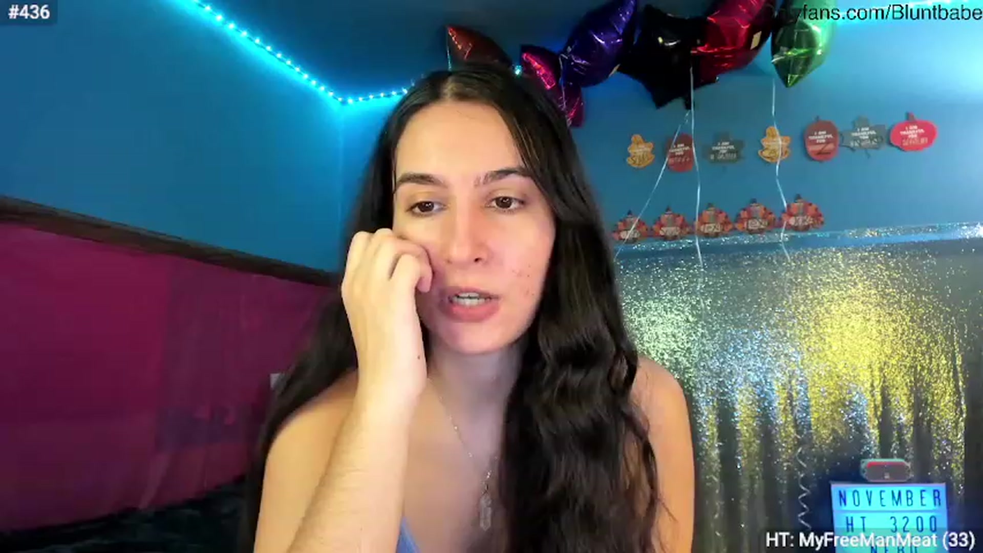 Gallery image thumbnail from shysasha1's myfreecams stream on, 11/19/2023, 01:19 image 16 of 20