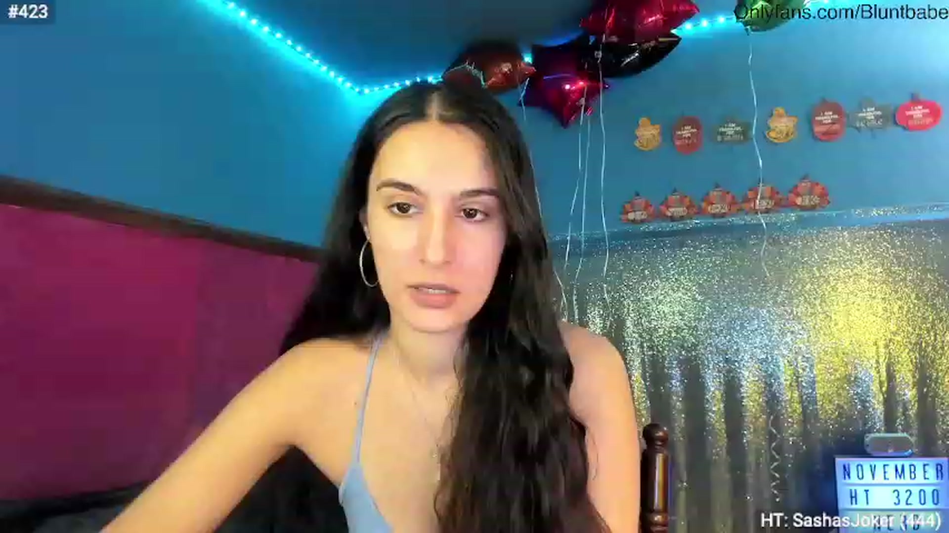 Gallery image thumbnail from shysasha1's myfreecams stream on, 11/19/2023, 03:59 image 13 of 20