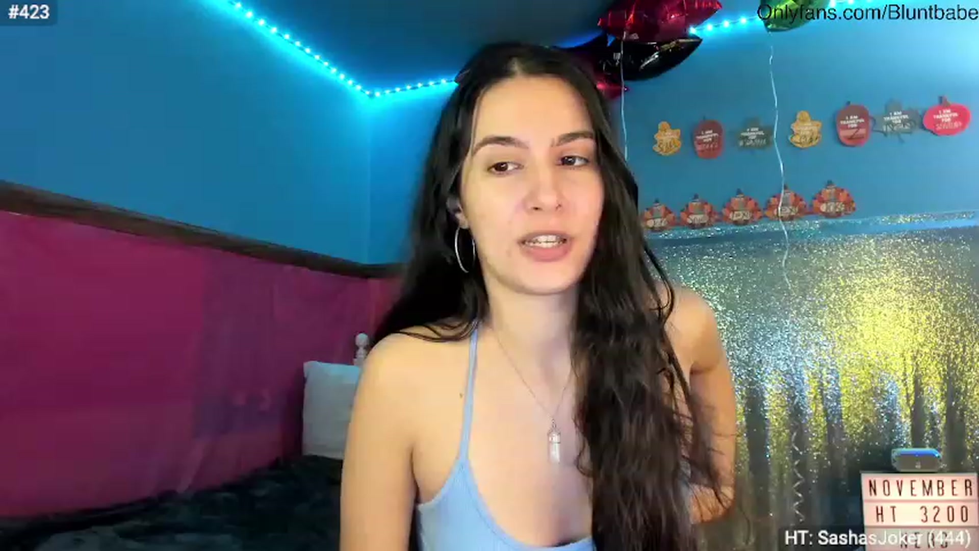 Gallery image thumbnail from shysasha1's myfreecams stream on, 11/19/2023, 03:59 image 15 of 20