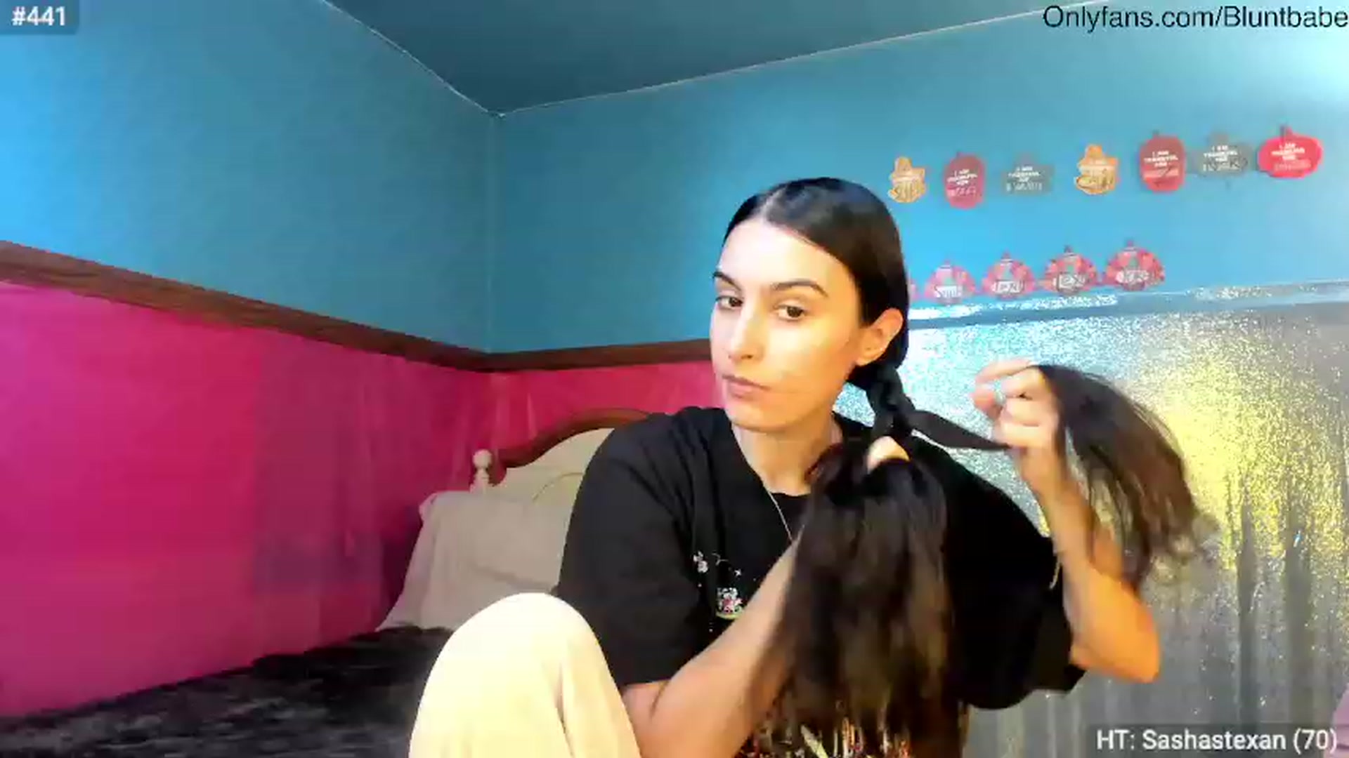 Gallery image thumbnail from shysasha1's myfreecams stream on, 11/20/2023, 20:18 image 14 of 20