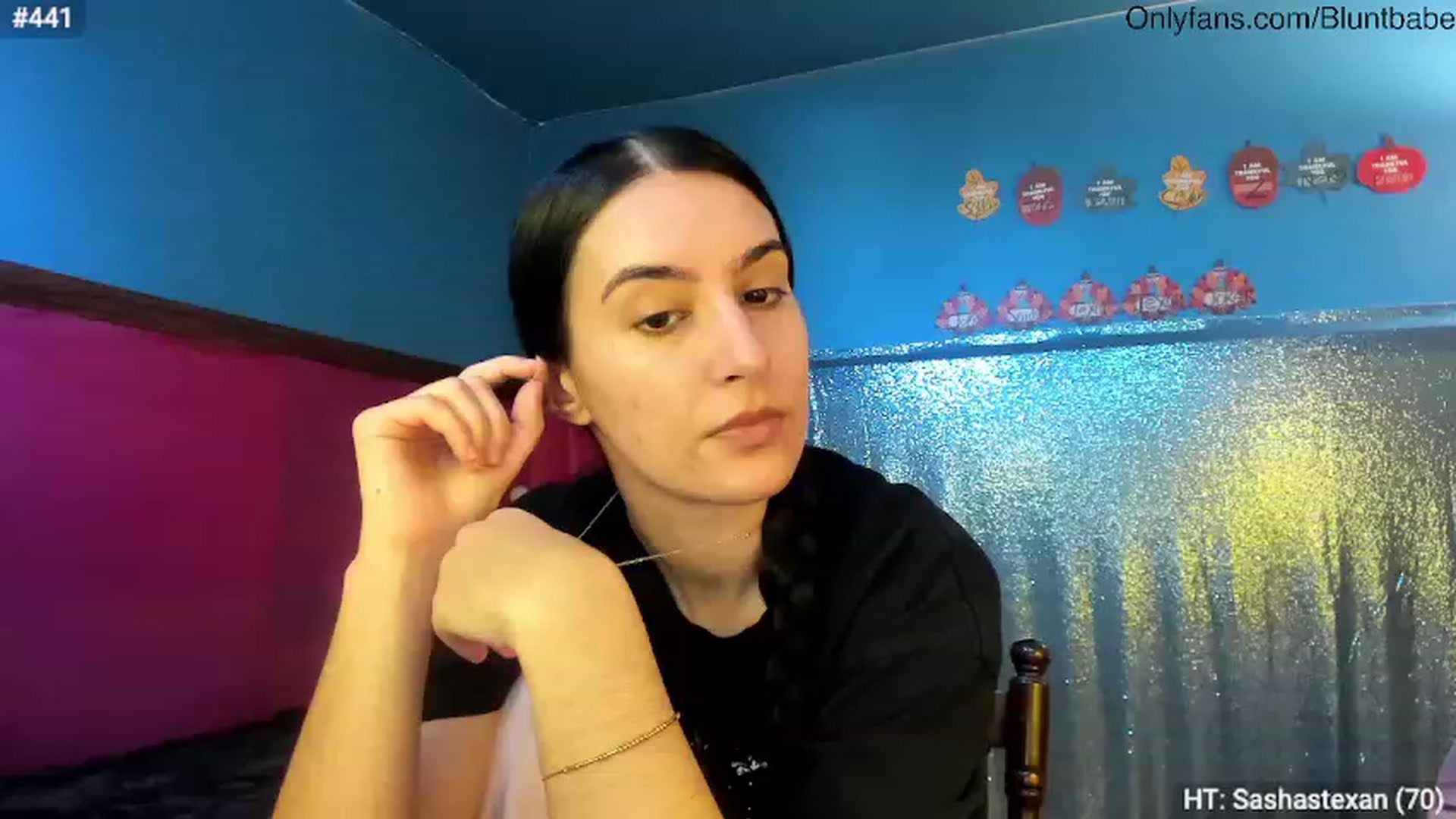 Gallery image thumbnail from shysasha1's myfreecams stream on, 11/20/2023, 20:18 image 17 of 20