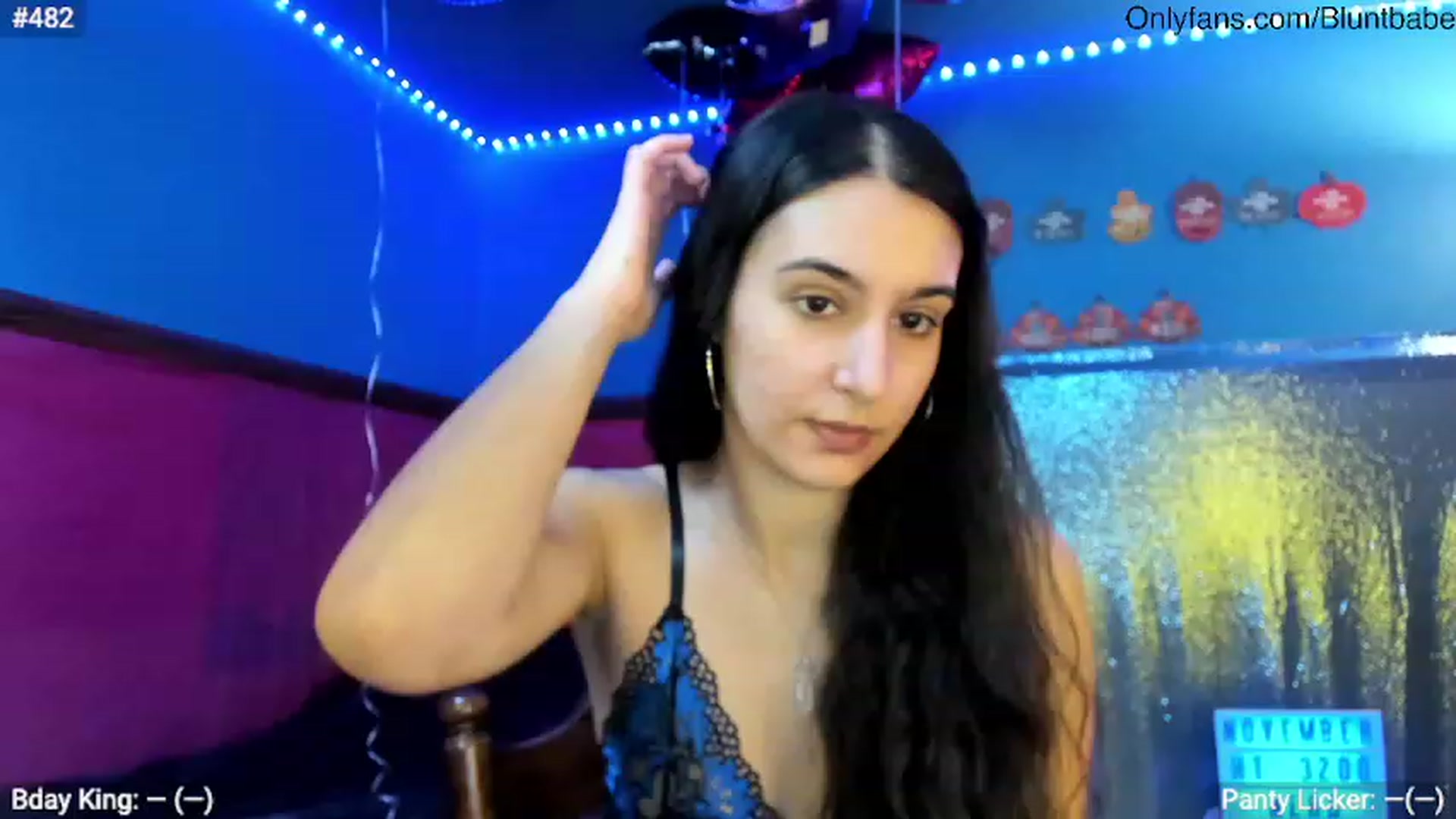 Gallery image thumbnail from shysasha1's myfreecams stream on, 11/22/2023, 20:24 image 3 of 20