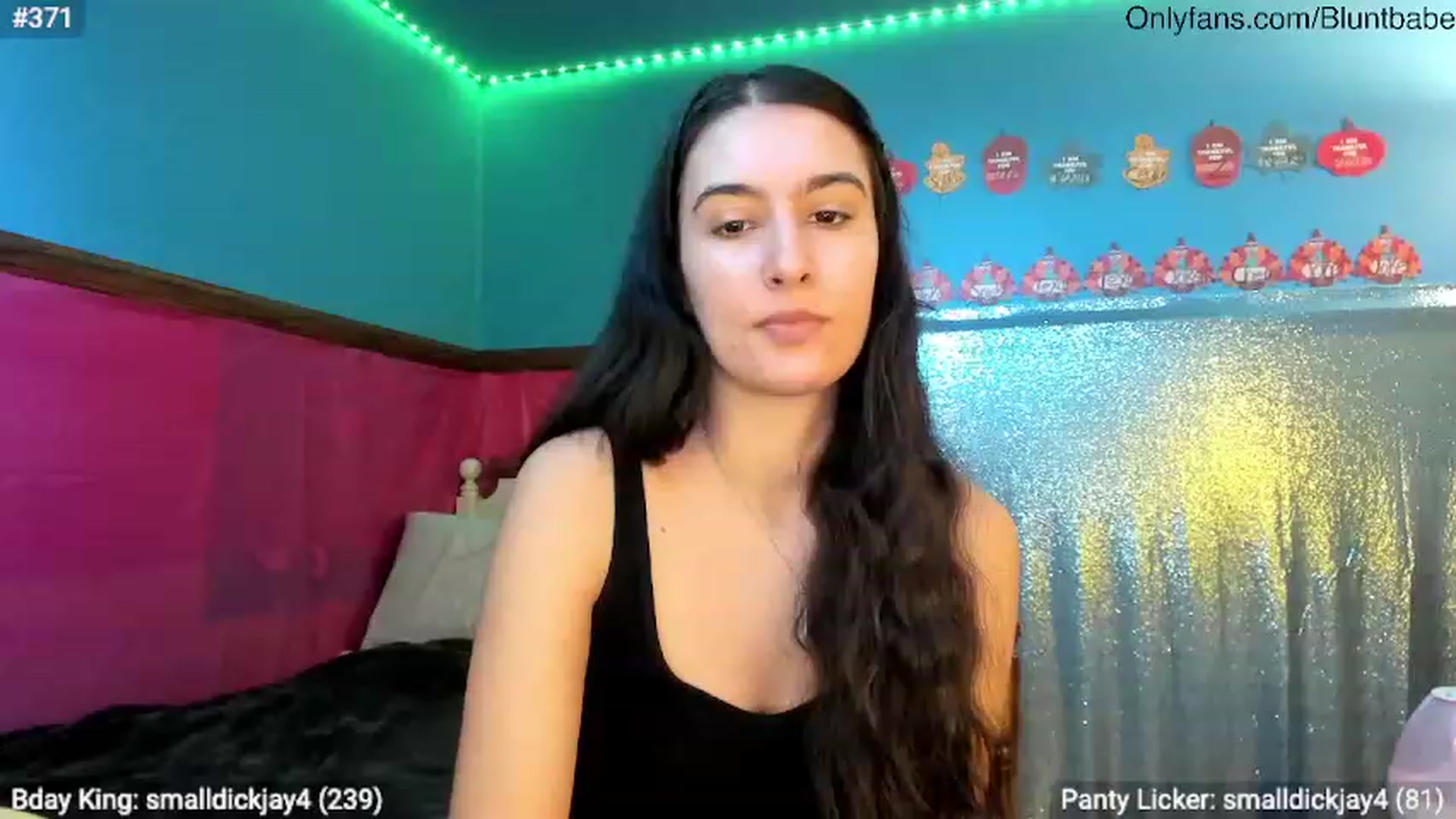 Gallery image thumbnail from shysasha1's myfreecams stream on, 11/27/2023, 21:07 image 3 of 20