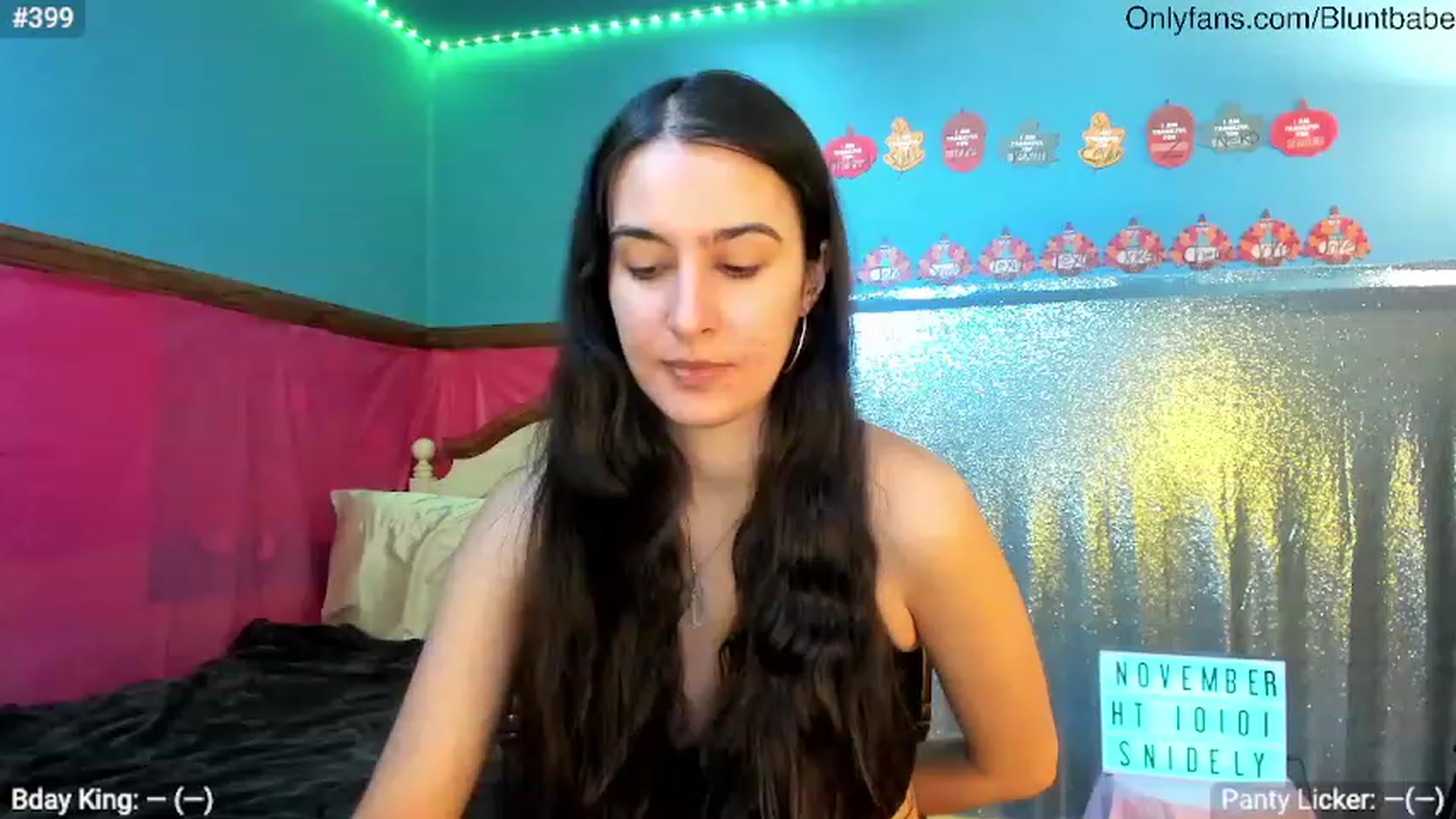 Gallery image thumbnail from shysasha1's myfreecams stream on, 11/30/2023, 19:06 image 2 of 20