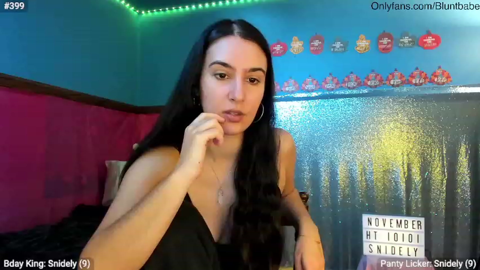 Gallery image thumbnail from shysasha1's myfreecams stream on, 11/30/2023, 19:06 image 13 of 20