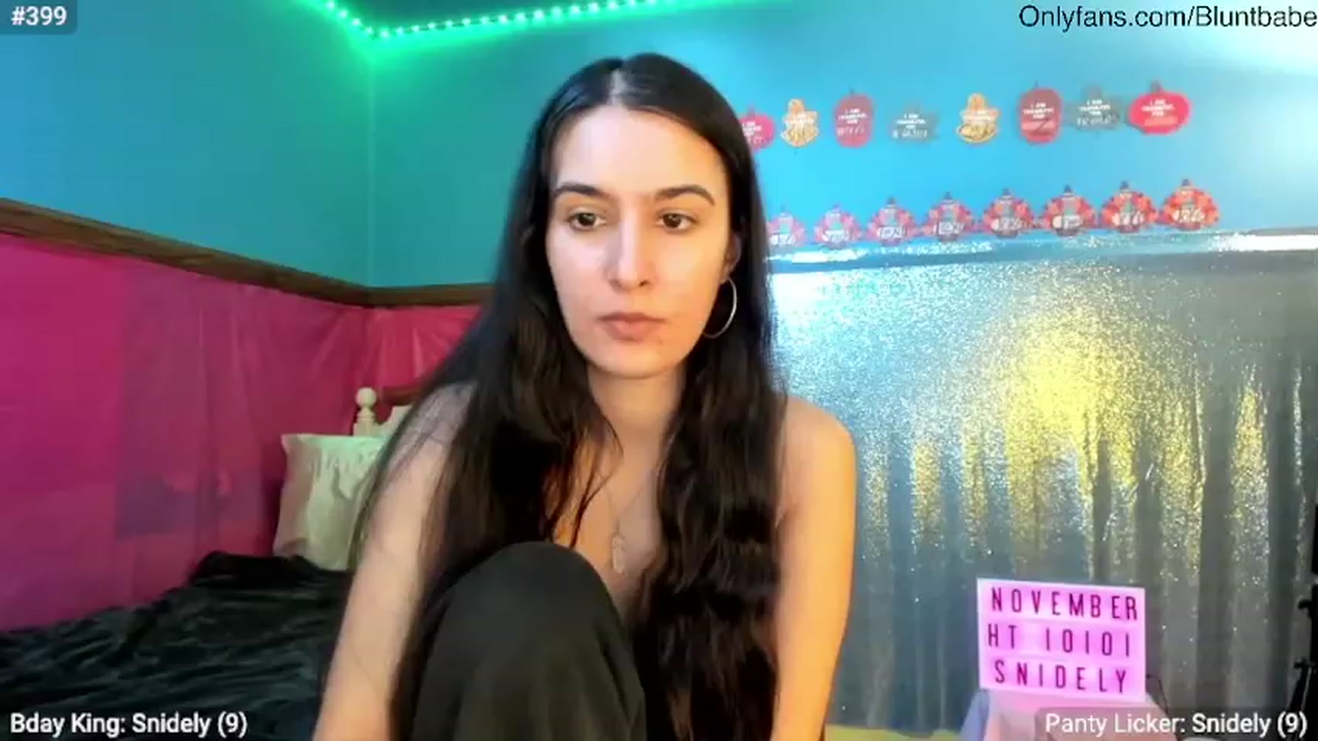 Gallery image thumbnail from shysasha1's myfreecams stream on, 11/30/2023, 19:06 image 17 of 20