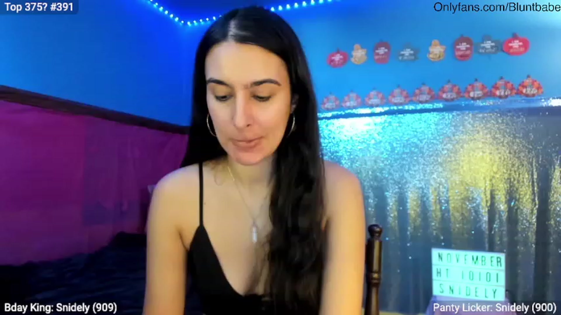 Gallery image thumbnail from shysasha1's myfreecams stream on, 11/30/2023, 20:16 image 19 of 20