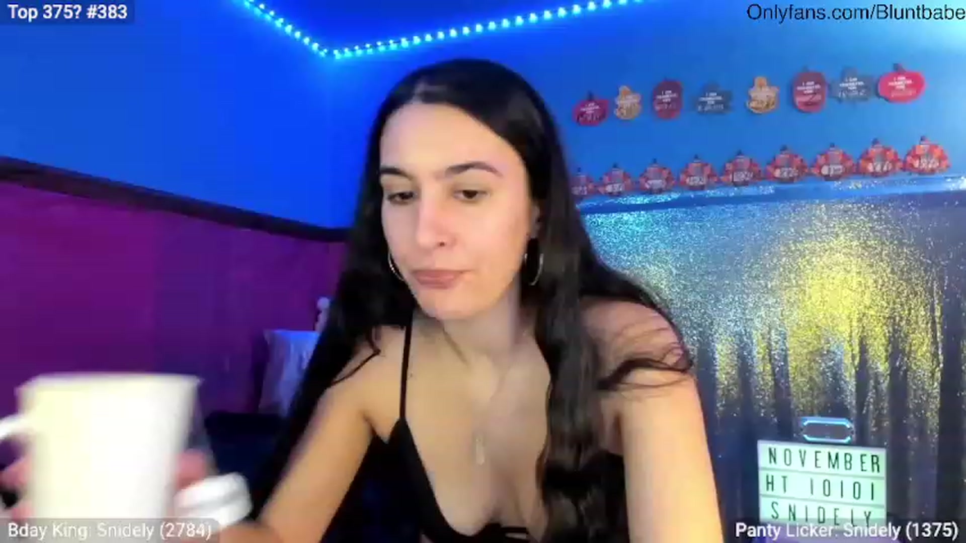 Gallery image thumbnail from shysasha1's myfreecams stream on, 11/30/2023, 21:36 image 14 of 20