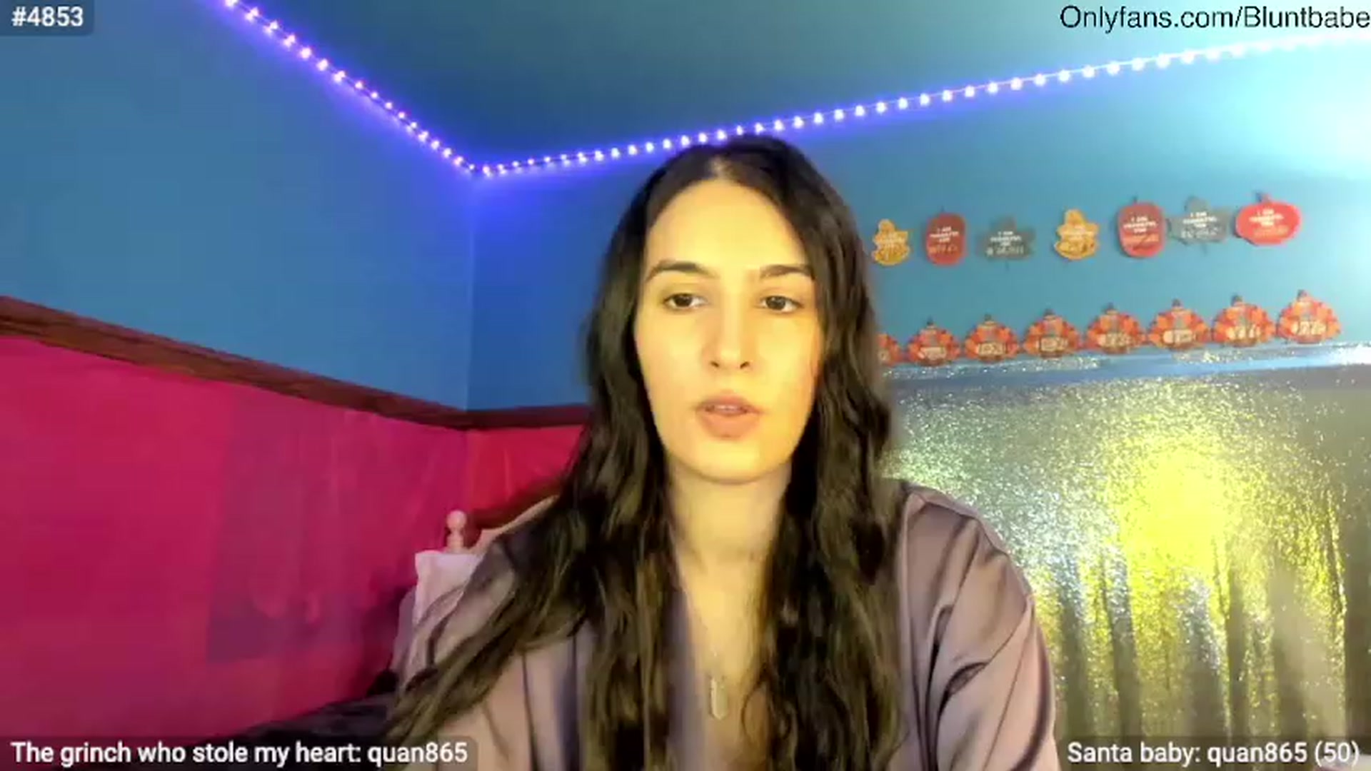 Gallery image thumbnail from shysasha1's myfreecams stream on, 12/03/2023, 24:55 image 1 of 20