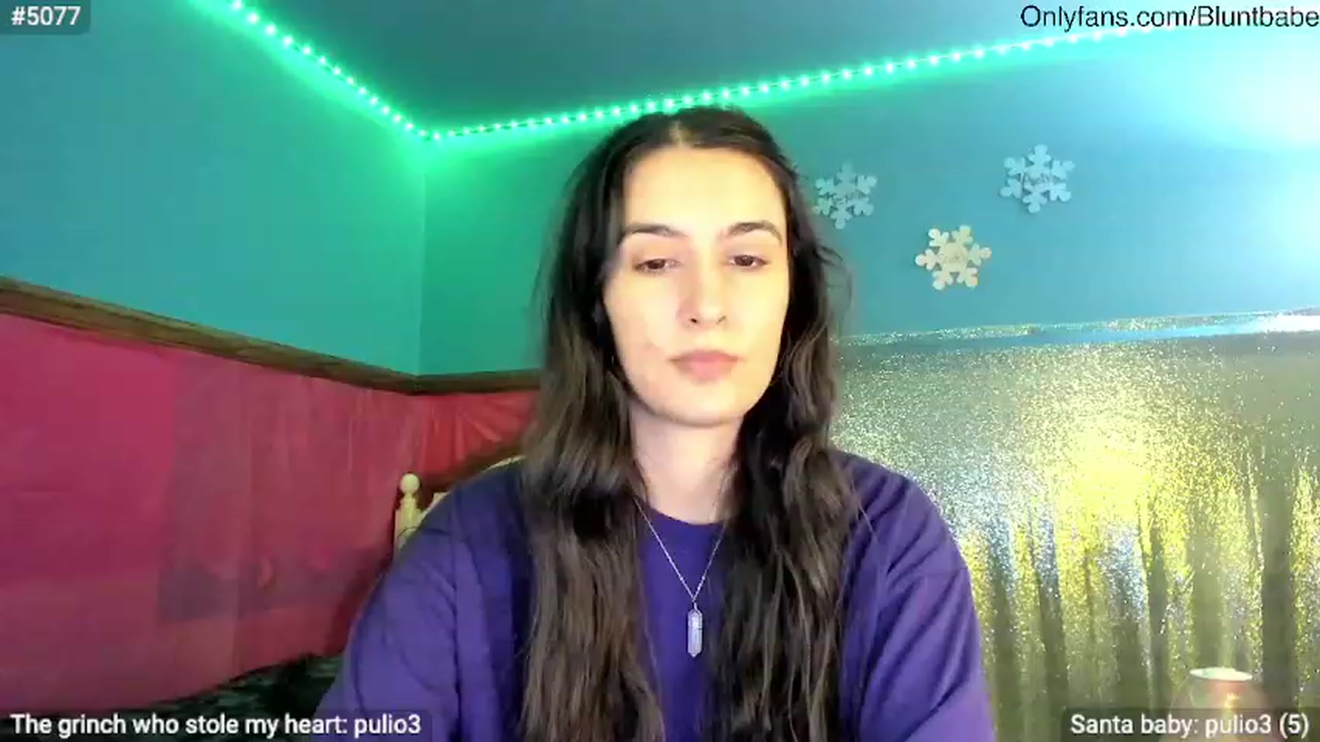 Gallery image thumbnail from shysasha1's myfreecams stream on, 12/24/2023, 02:52 image 1 of 20