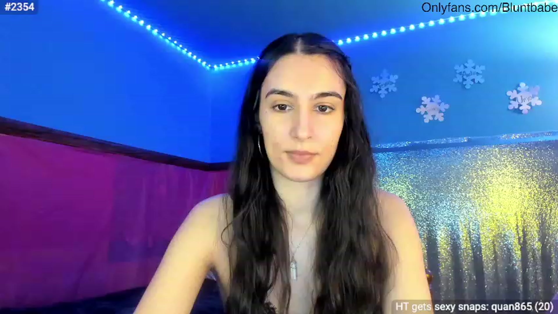 Gallery image thumbnail from shysasha1's myfreecams stream on, 01/08/2024, 21:54 image 8 of 20