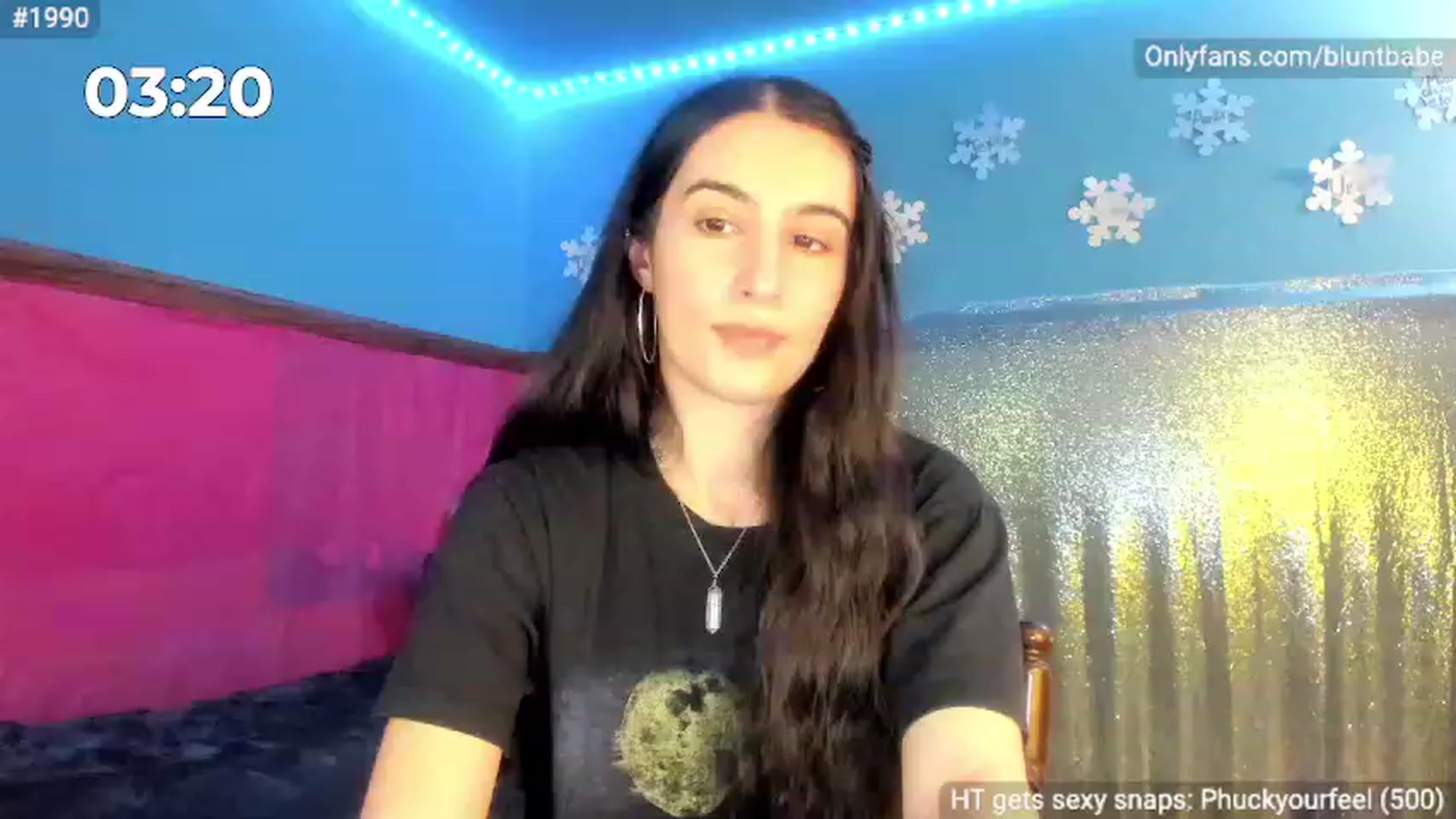 Gallery image thumbnail from shysasha1's myfreecams stream on, 01/22/2024, 04:00 image 18 of 20