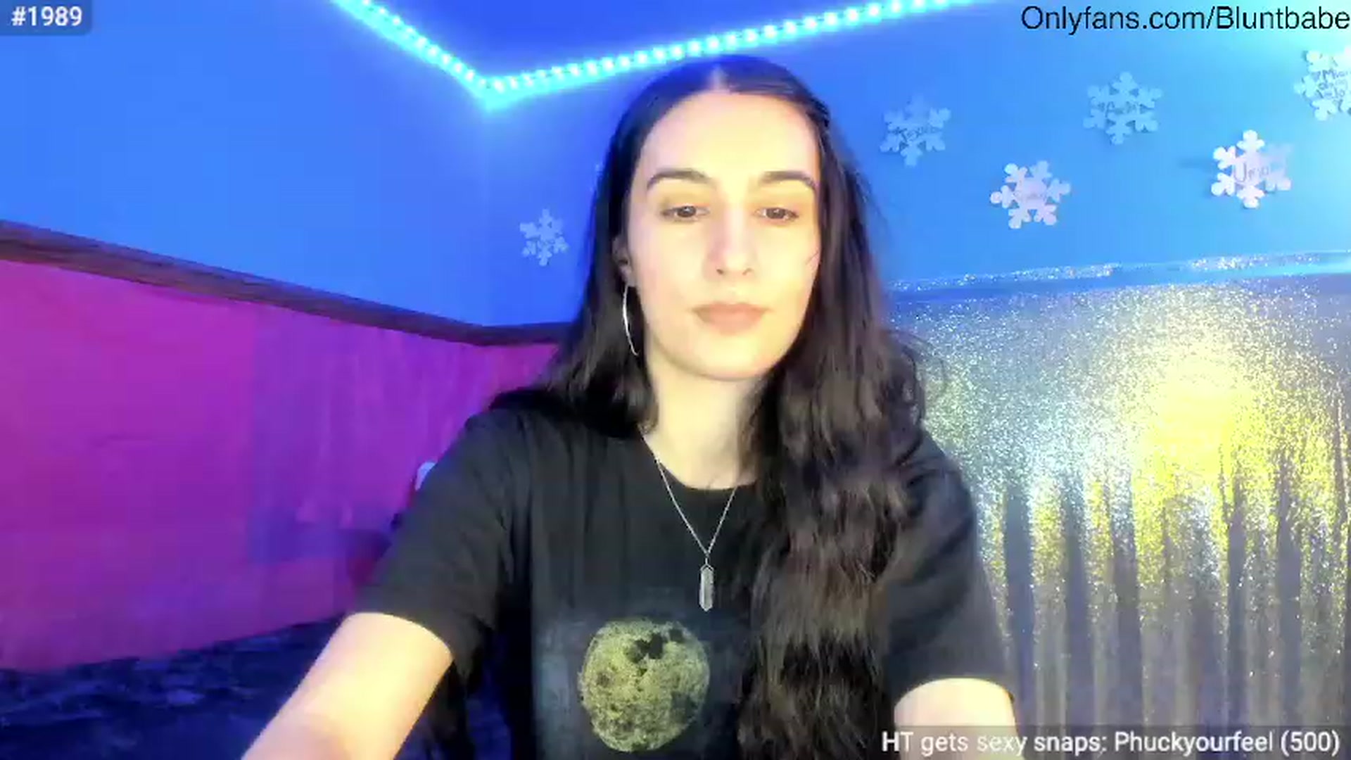 Gallery image thumbnail from shysasha1's myfreecams stream on, 01/22/2024, 04:00 image 15 of 20