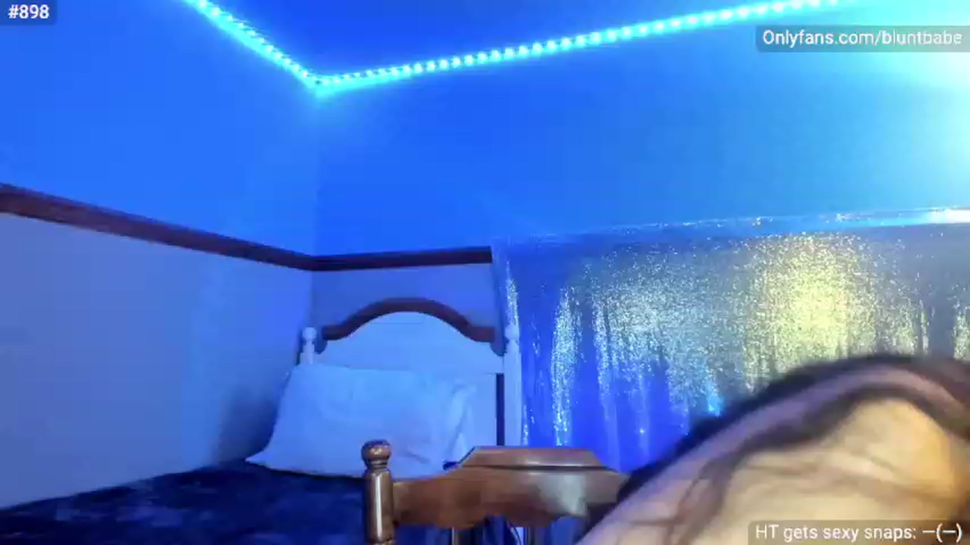 Gallery image thumbnail from shysasha1's myfreecams stream on, 02/04/2024, 02:30 image 17 of 20