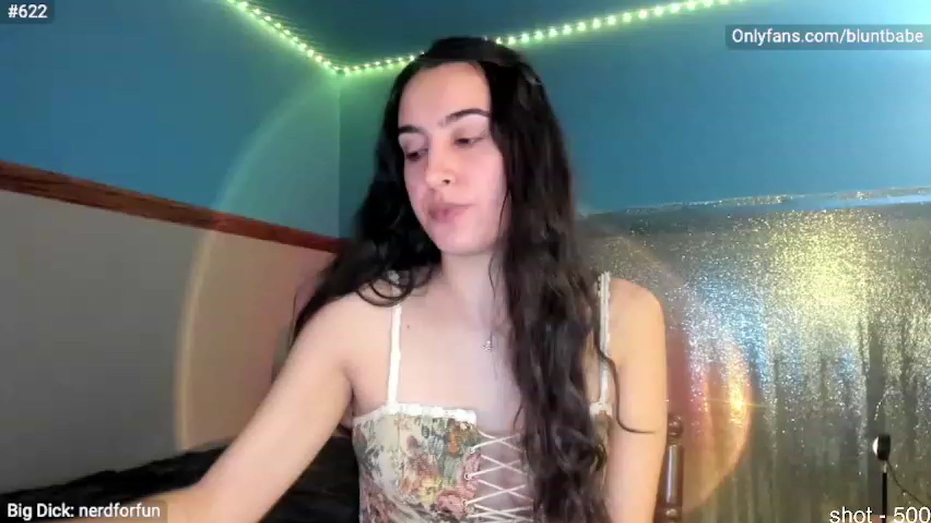 Gallery image thumbnail from shysasha1's myfreecams stream on, 02/05/2024, 04:15 image 11 of 20