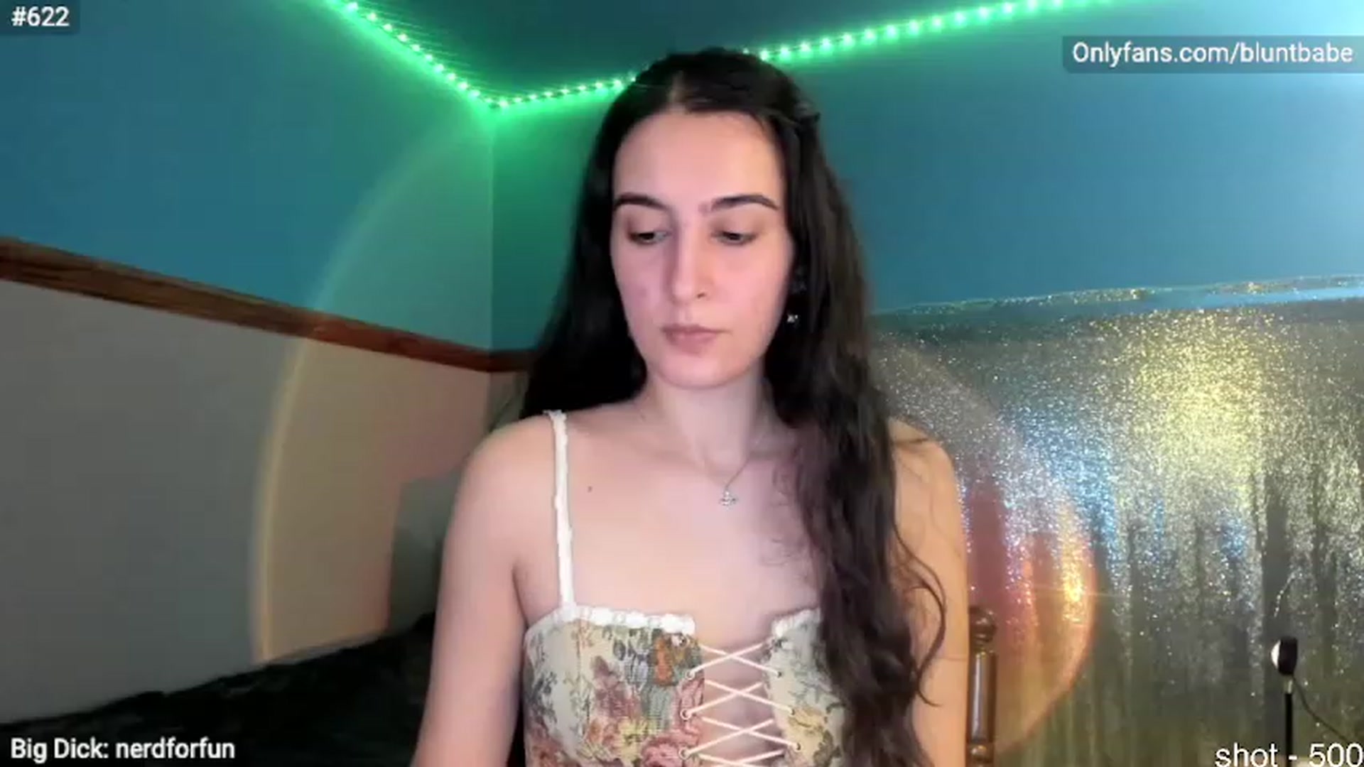 Gallery image thumbnail from shysasha1's myfreecams stream on, 02/05/2024, 04:15 image 17 of 20
