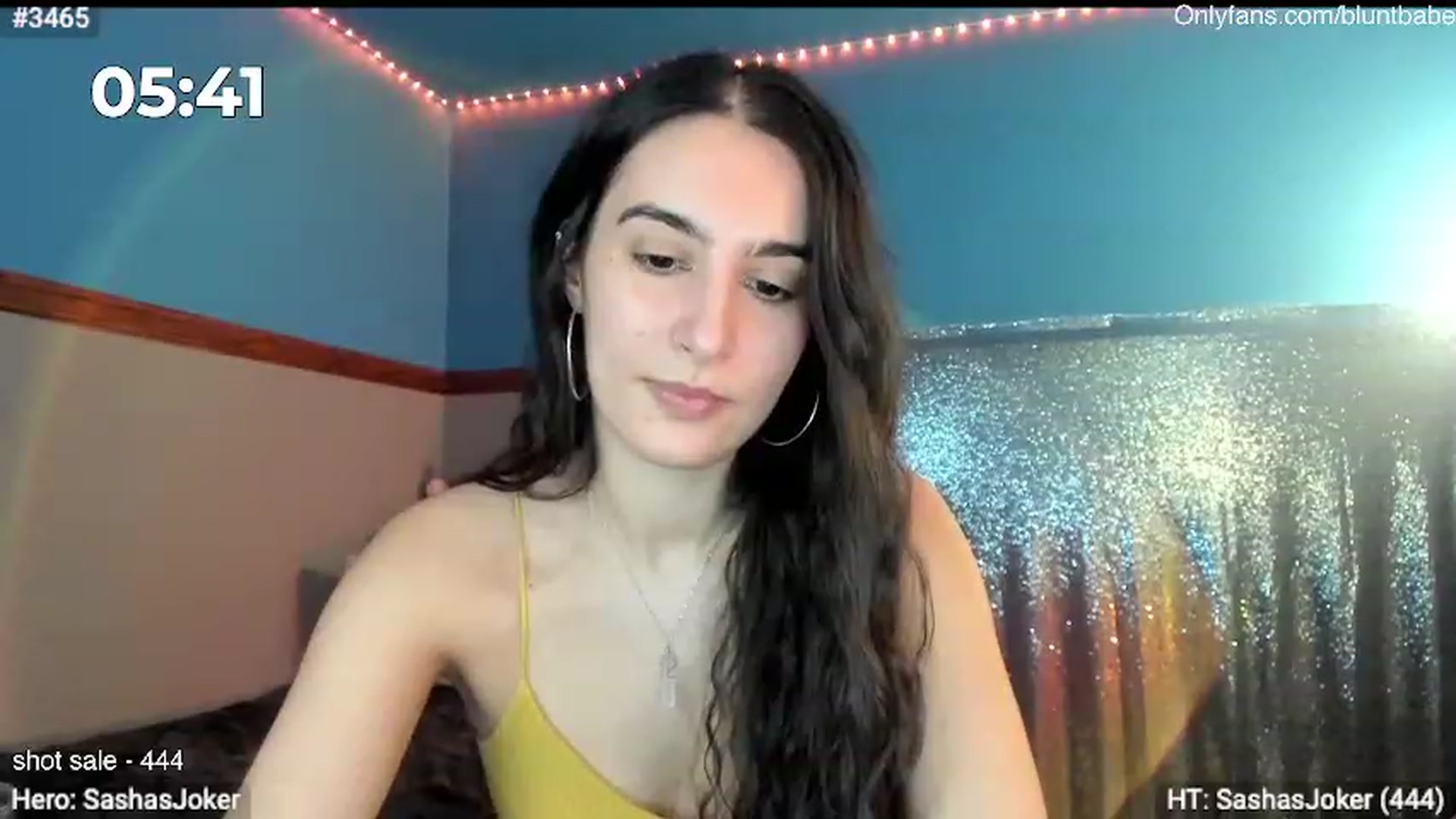 Gallery image thumbnail from shysasha1's myfreecams stream on, 03/10/2024, 04:18 image 17 of 20
