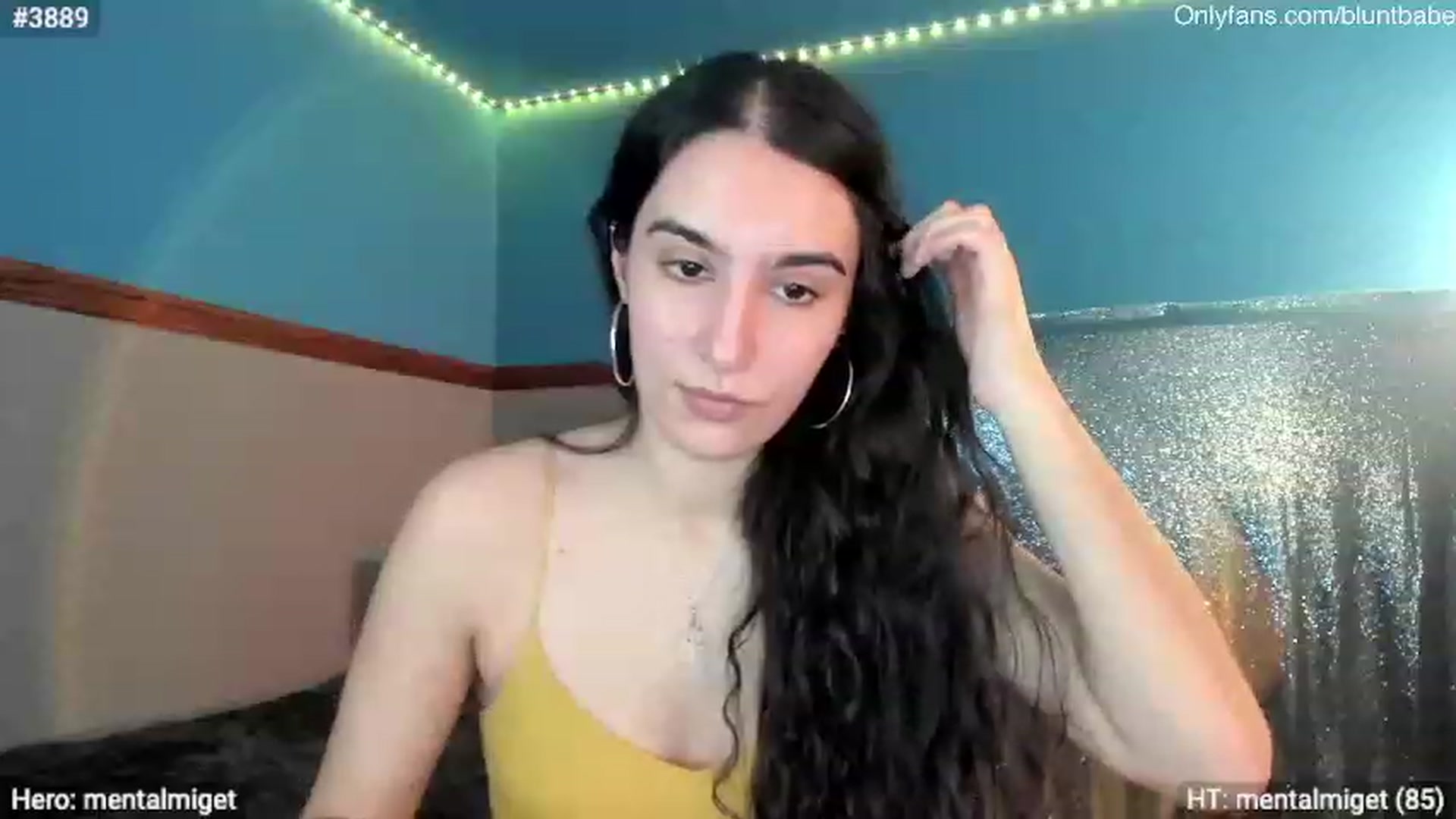 Gallery image thumbnail from shysasha1's myfreecams stream on, 03/10/2024, 04:18 image 5 of 20