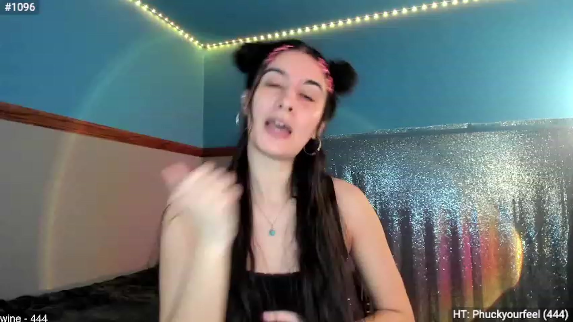 Gallery image thumbnail from shysasha1's myfreecams stream on, 03/17/2024, 05:26 image 11 of 20