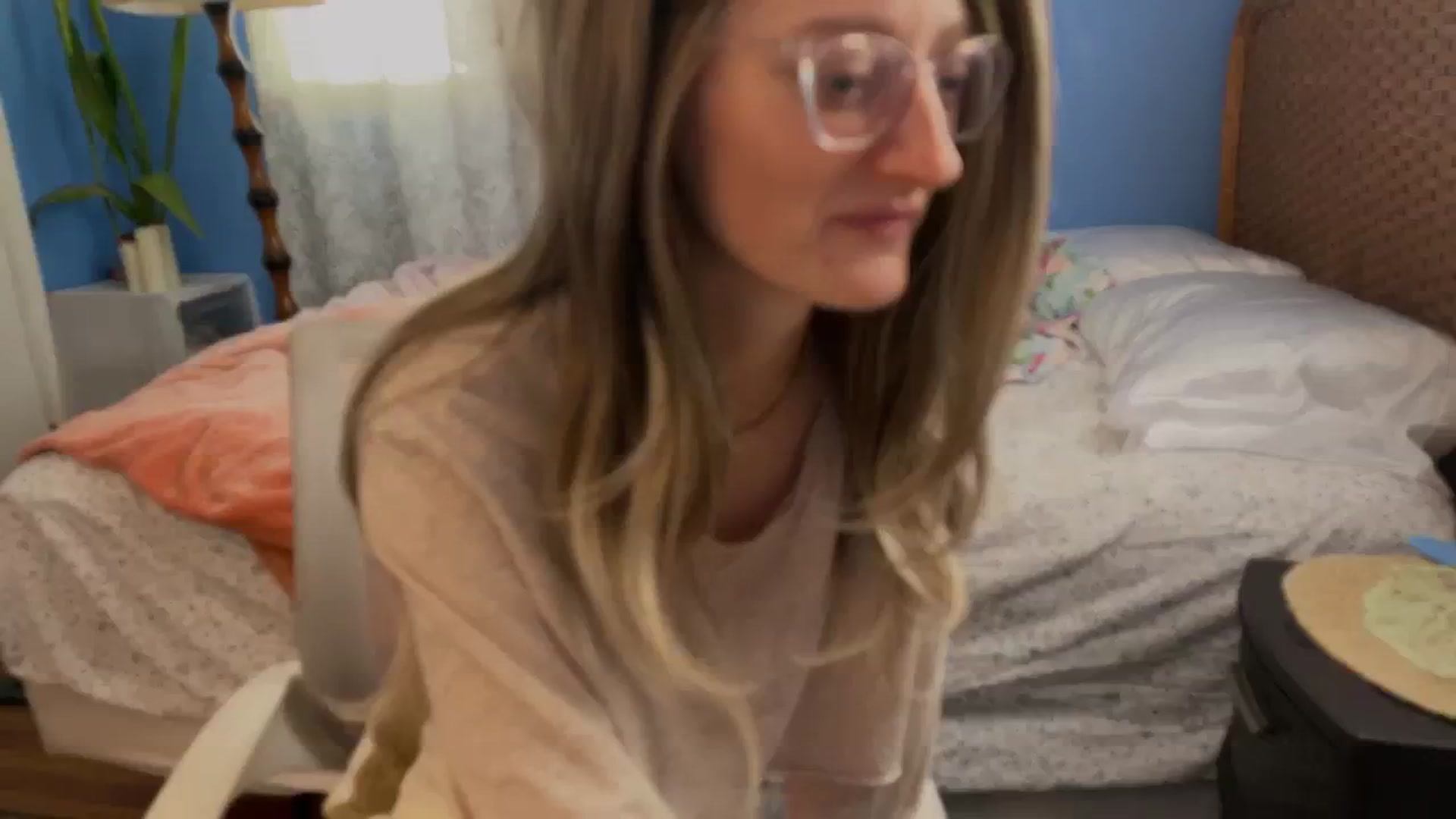 Gallery image thumbnail from shysoph's myfreecams stream on, 01/05/2026, 17:30 image 1 of 20