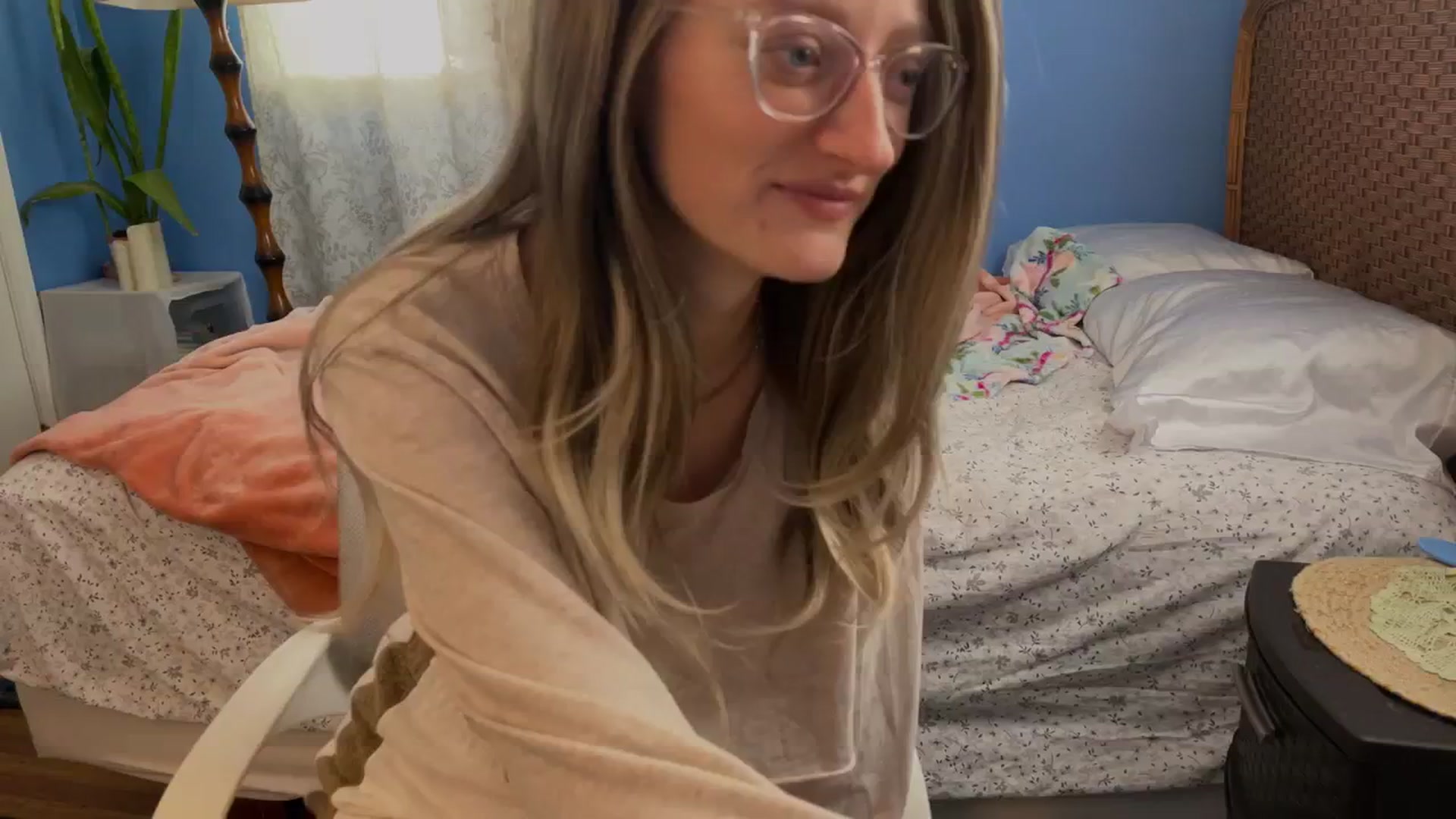 Gallery image thumbnail from shysoph's myfreecams stream on, 01/05/2026, 17:30 image 2 of 20