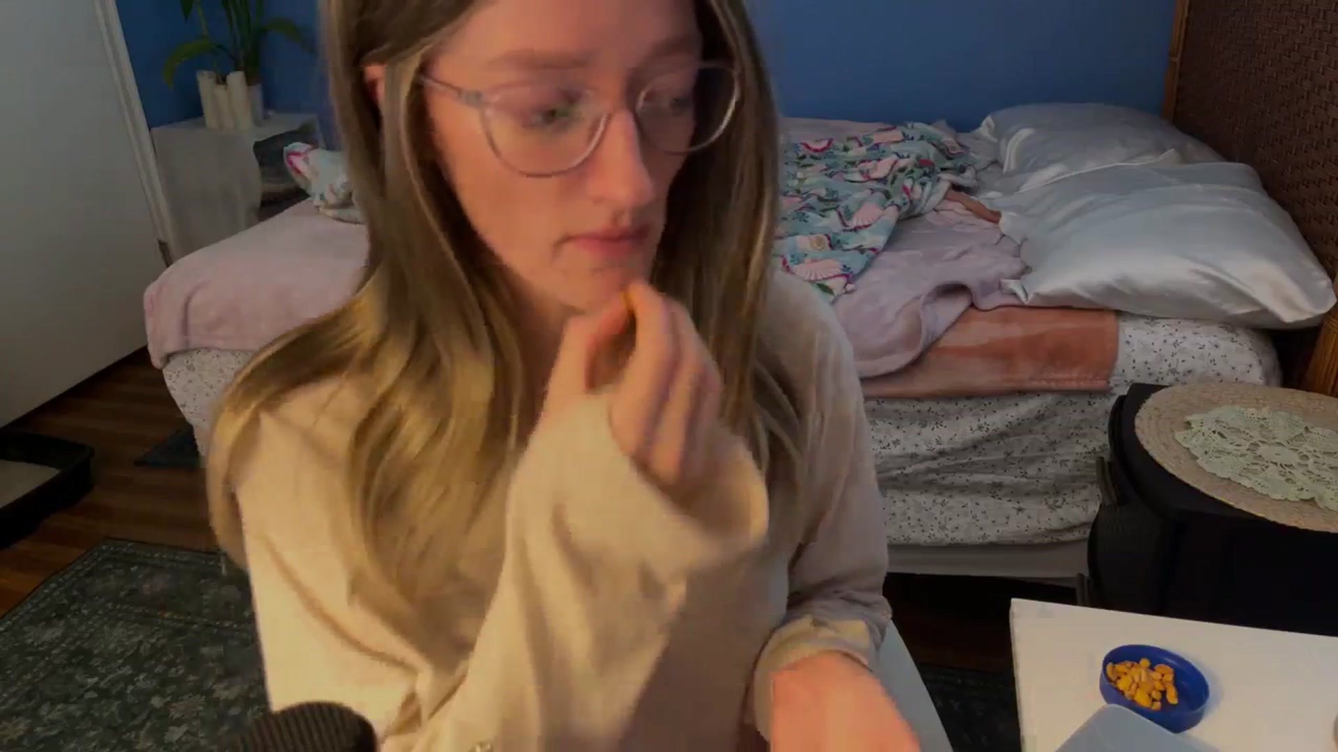 Gallery image thumbnail from shysoph's myfreecams stream on, 01/06/2026, 21:29 image 18 of 20