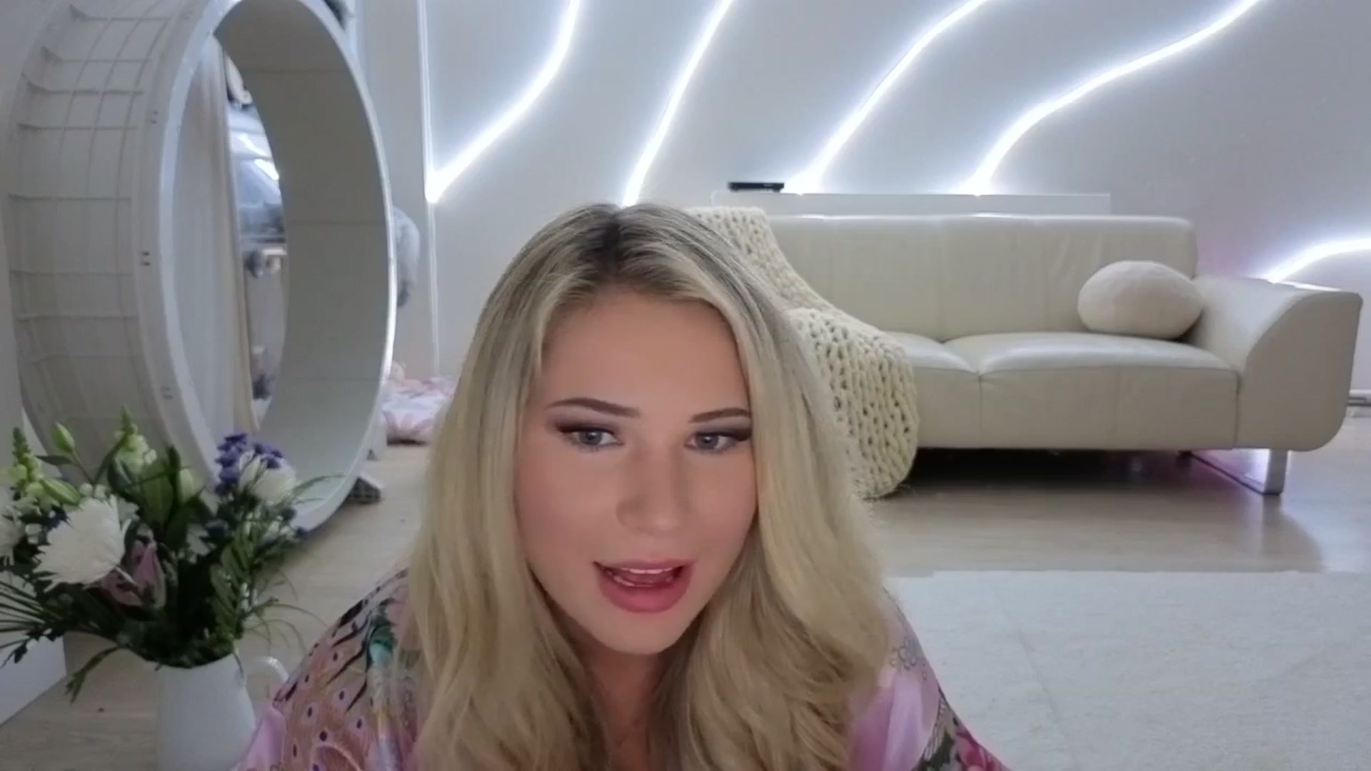 Gallery image thumbnail from shyygirlmasha's myfreecams stream on, 09/13/2025, 21:44 image 2 of 20