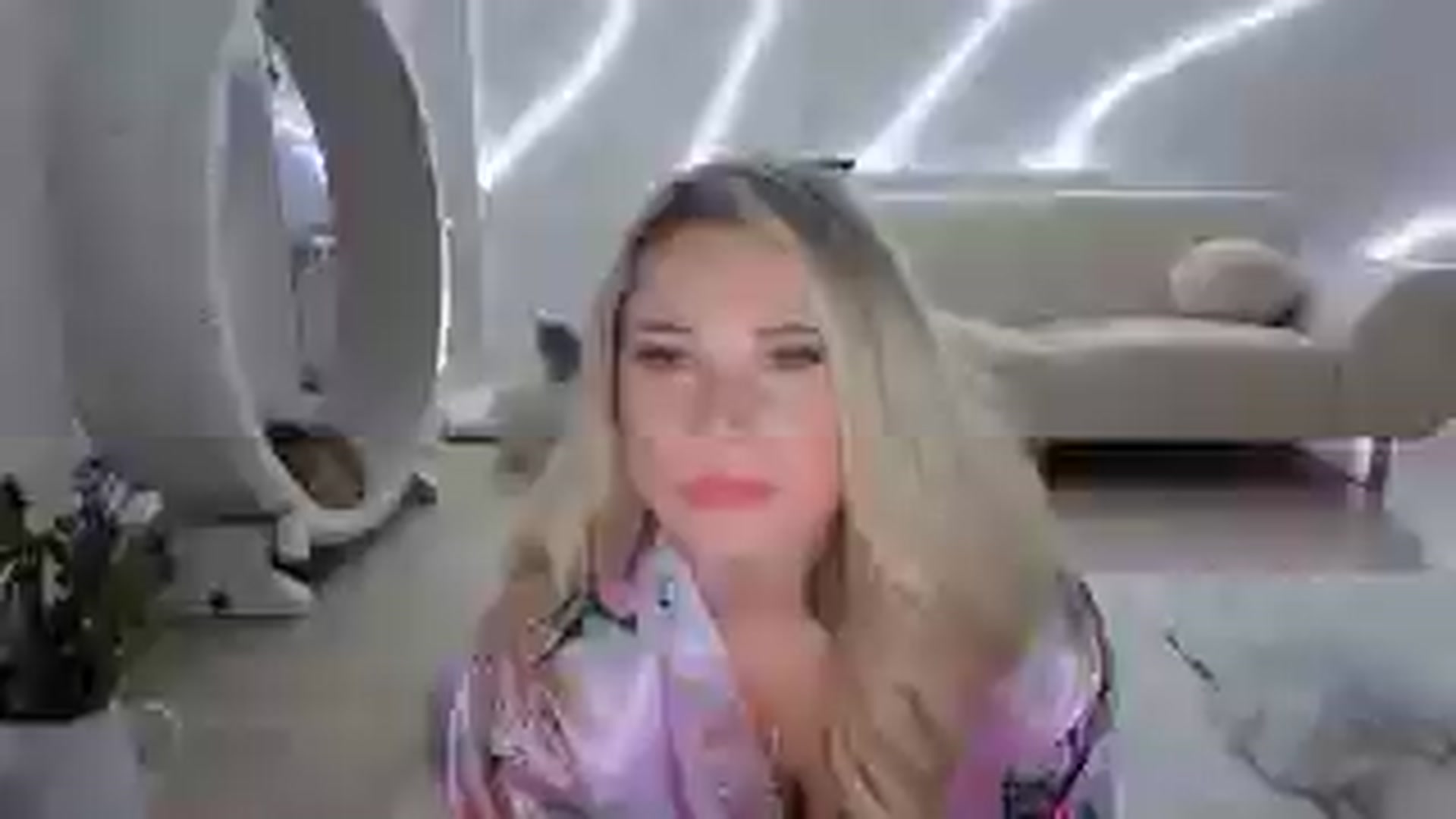 Gallery image thumbnail from shyygirlmasha's myfreecams stream on, 09/14/2025, 24:46 image 13 of 20
