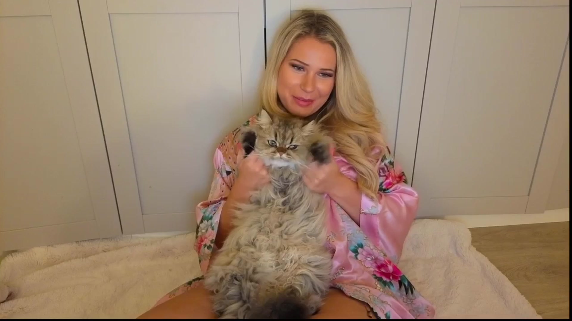 Gallery image thumbnail from shyygirlmasha's myfreecams stream on, 09/22/2025, 23:48 image 12 of 20
