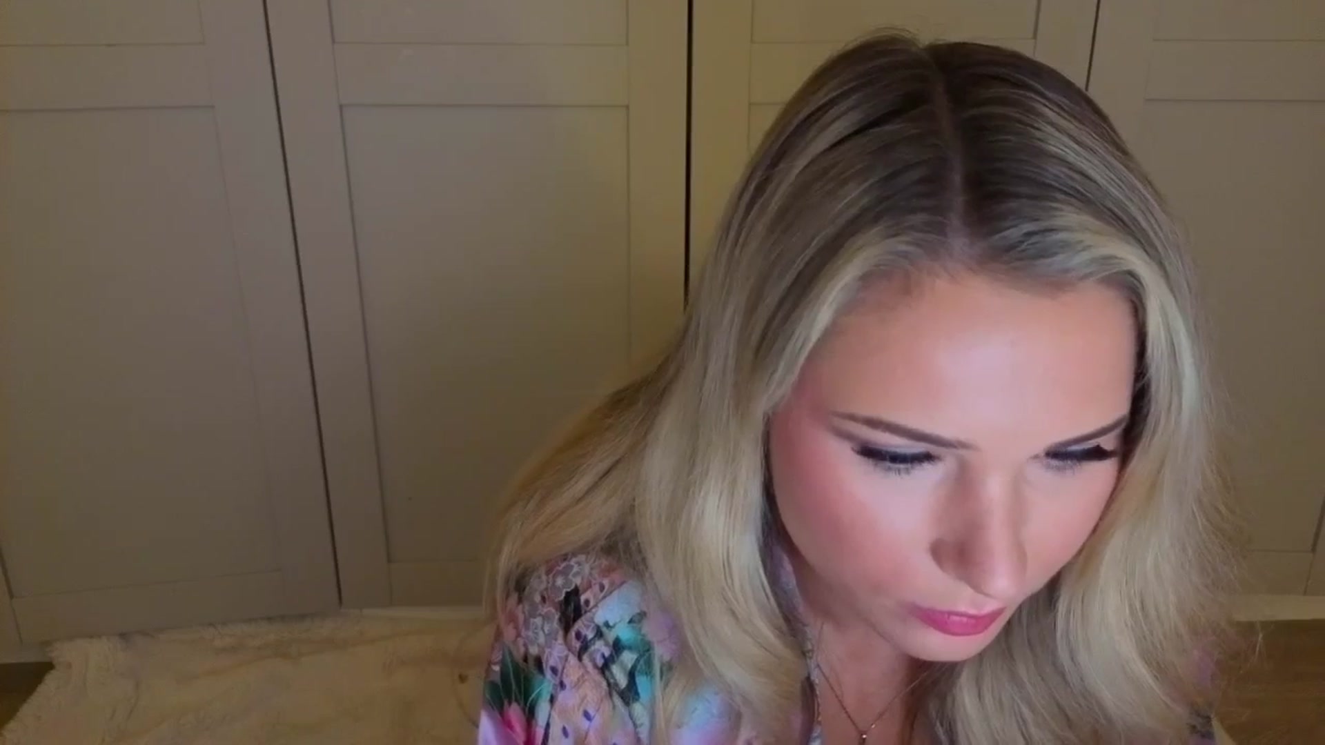 Gallery image thumbnail from shyygirlmasha's myfreecams stream on, 09/24/2025, 23:02 image 11 of 20