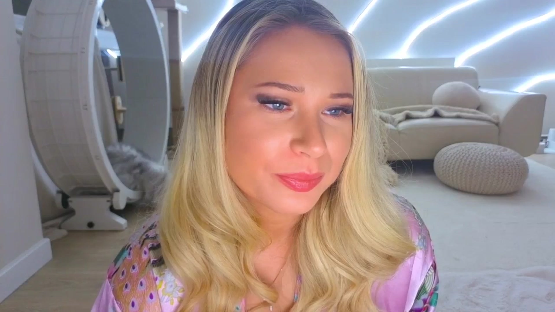 Gallery image thumbnail from shyygirlmasha's myfreecams stream on, 01/26/2026, 04:42 image 13 of 20