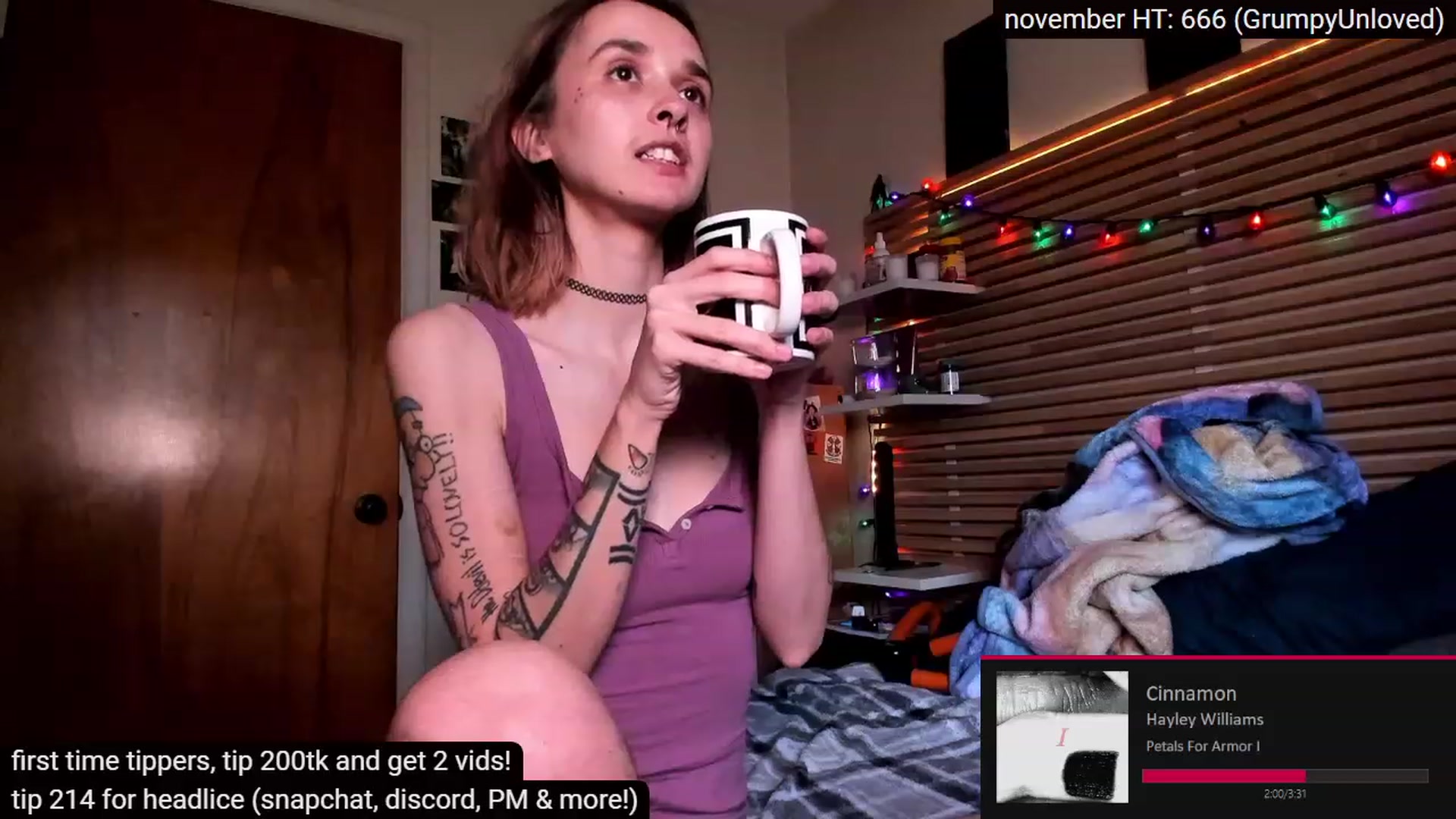 Gallery image thumbnail from sickgrrl's myfreecams stream on, 11/16/2022, 20:38 image 19 of 20