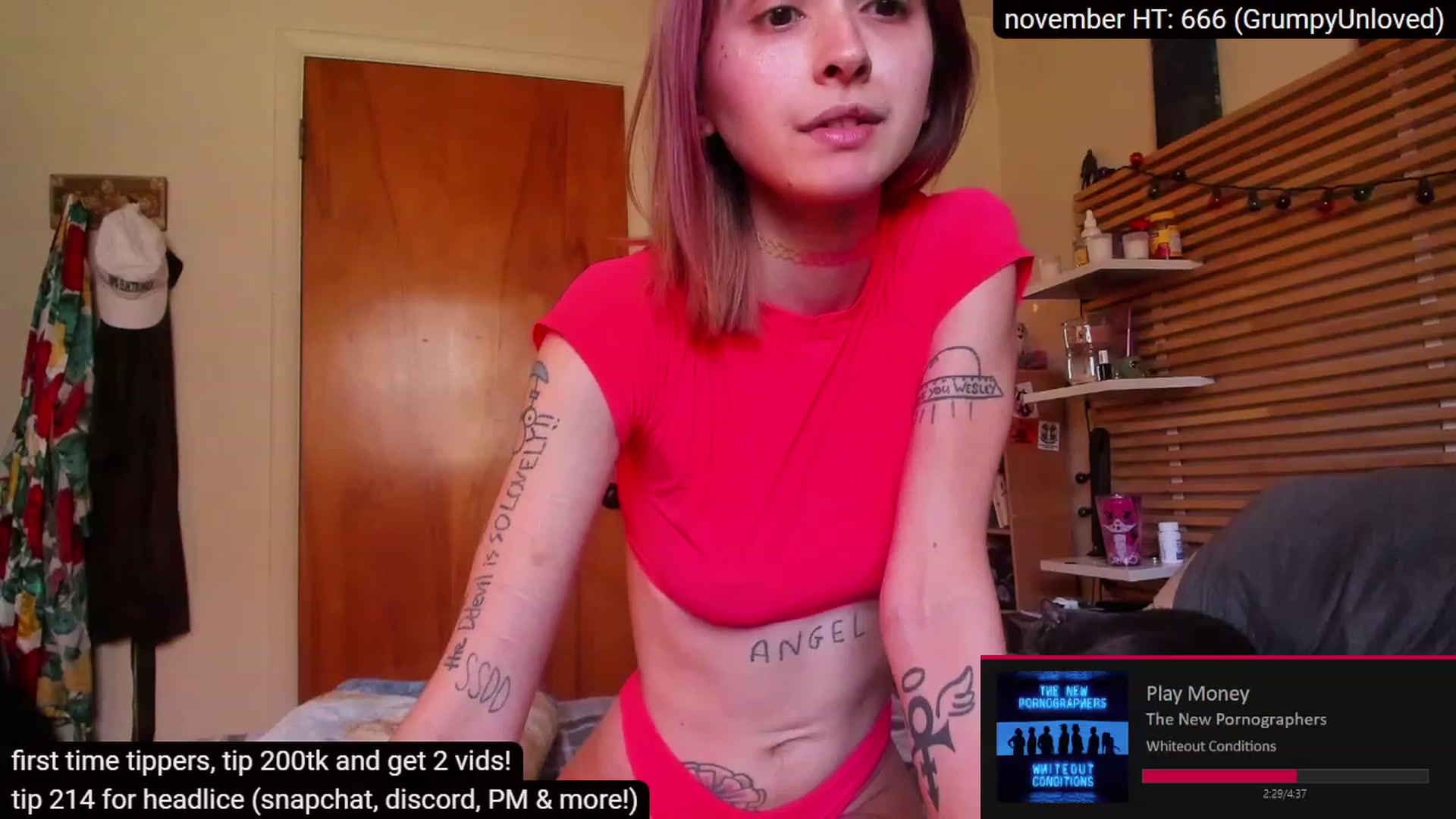 Gallery image thumbnail from sickgrrl's myfreecams stream on, 11/18/2022, 23:05 image 2 of 20